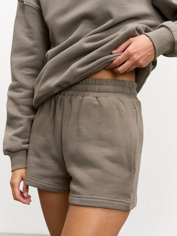 Womens Relaxed Jersey Short in Taupe