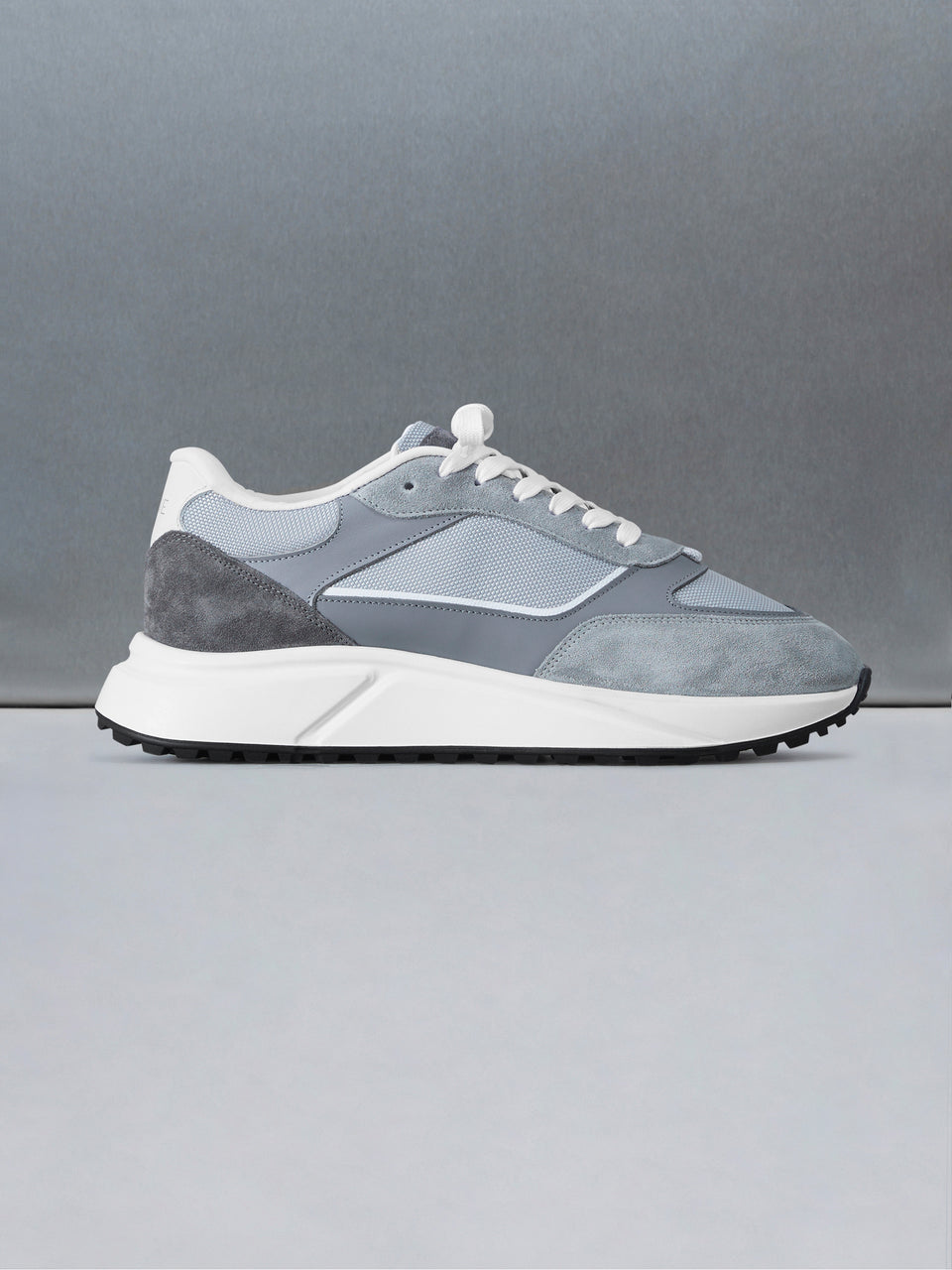 Technical Runner in Slate Grey