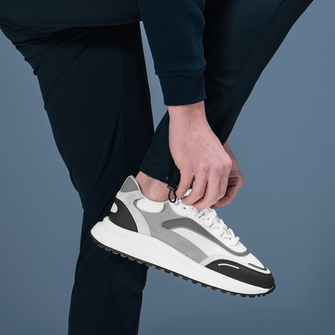 Technical Runner 2.0 in White Black