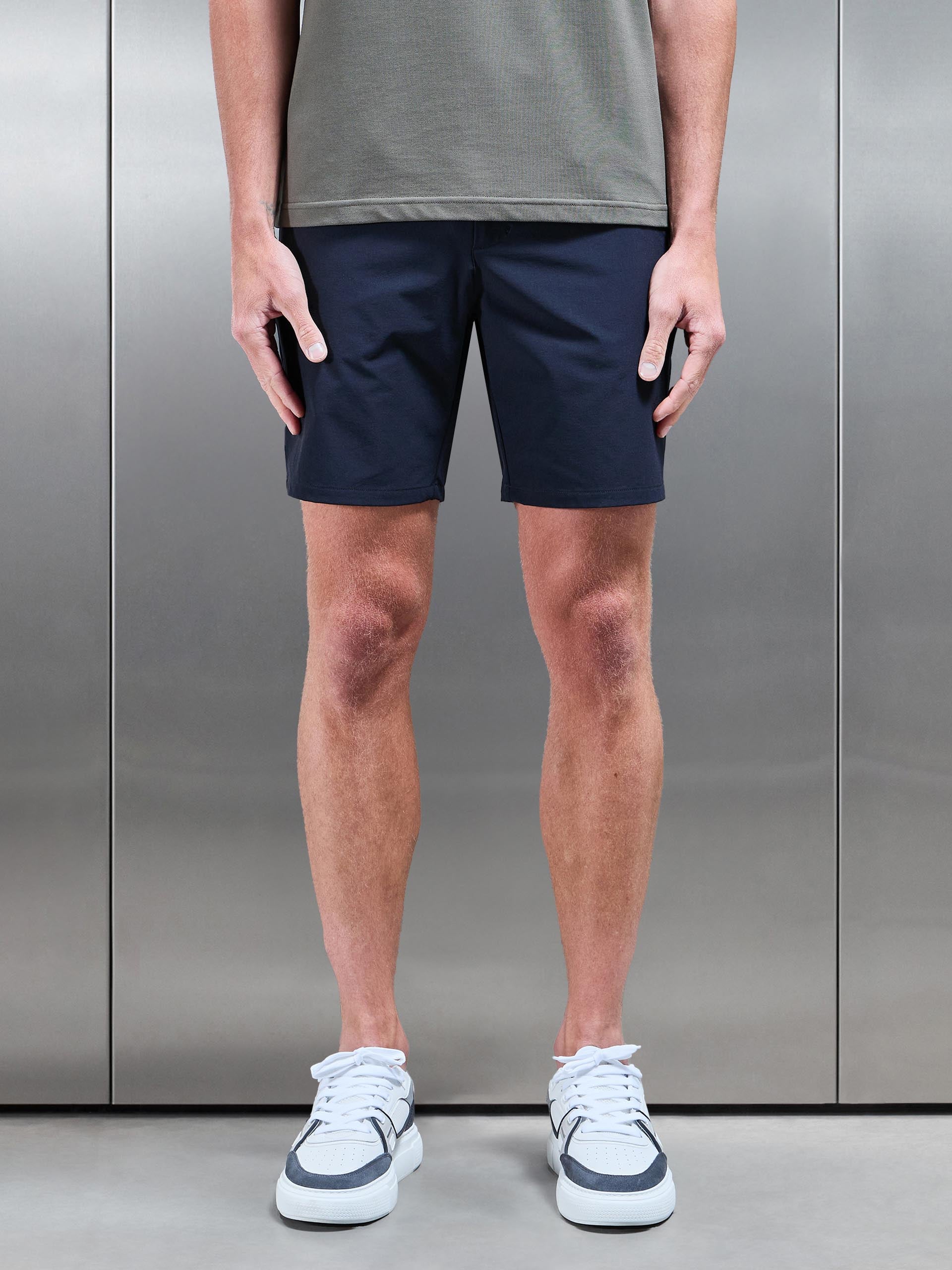 Technical Stretch Chino Short in Navy