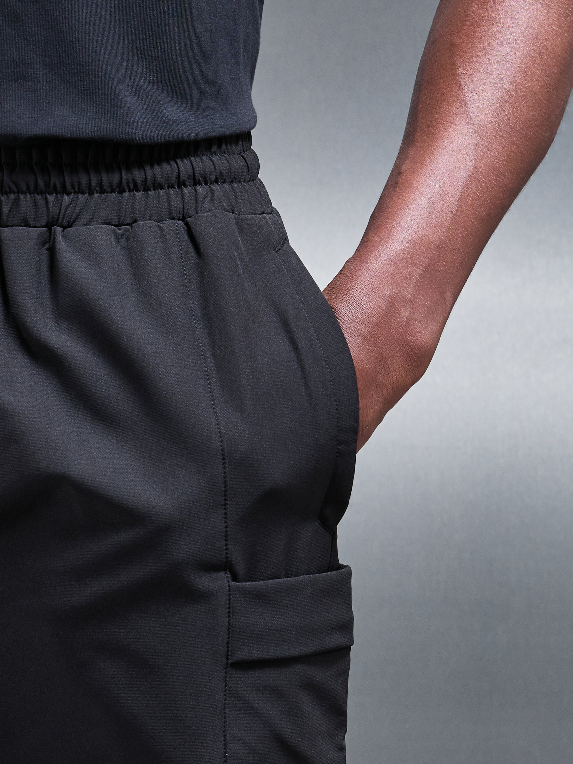 Technical Tailored Cargo Short in Black