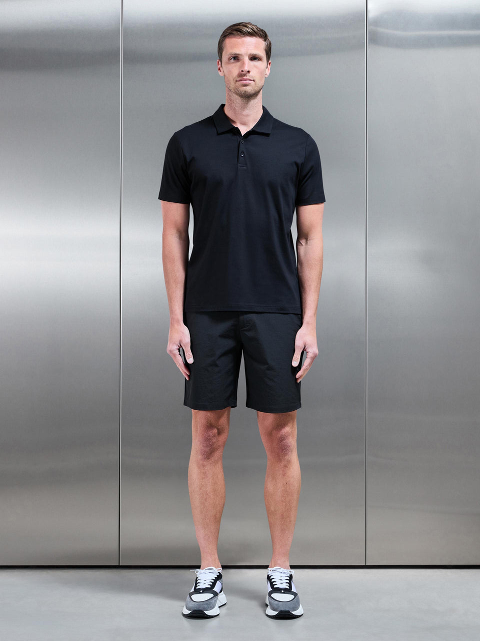 Technical Tailored Short in Black