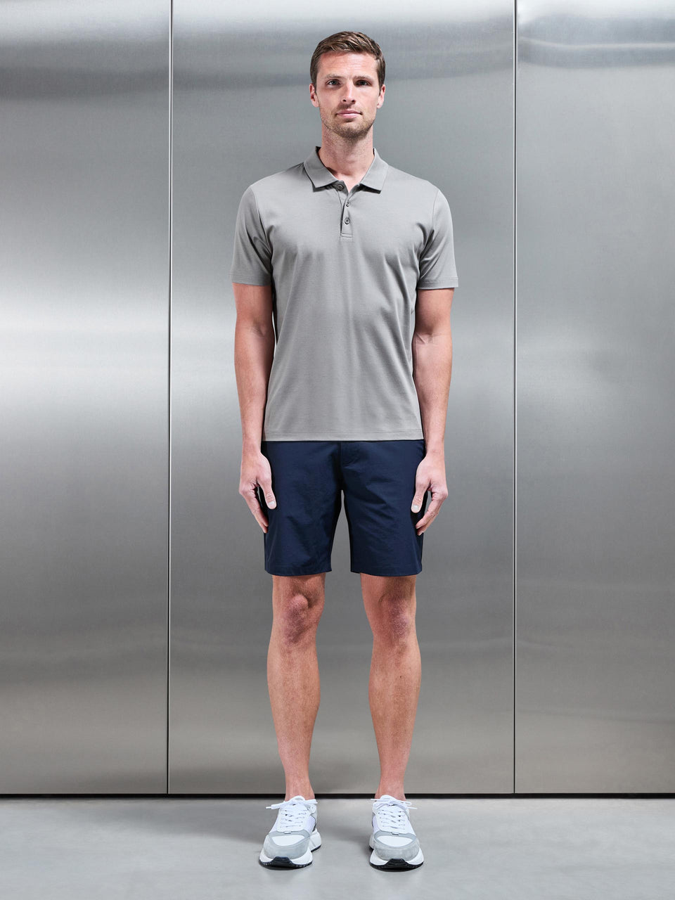 Technical Tailored Short in Navy