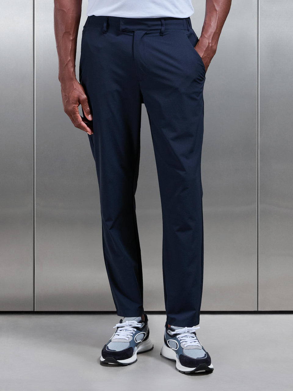 Technical Tailored Trouser in Navy