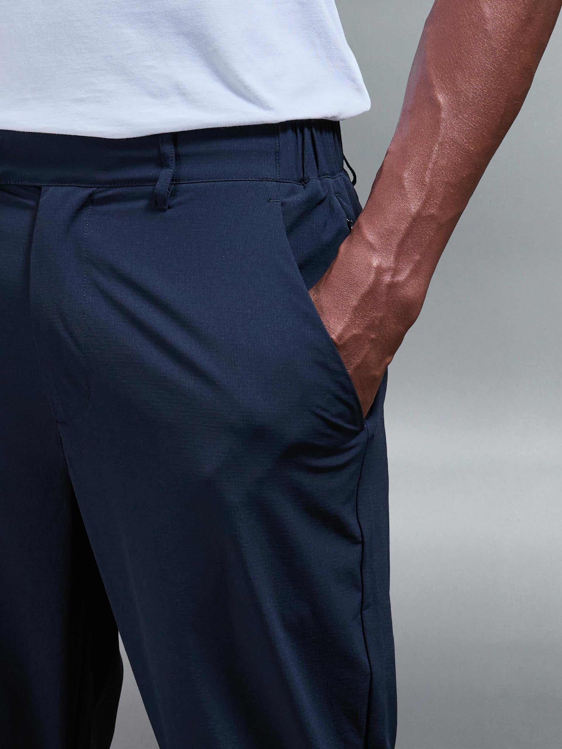 Technical Tailored Trouser in Navy