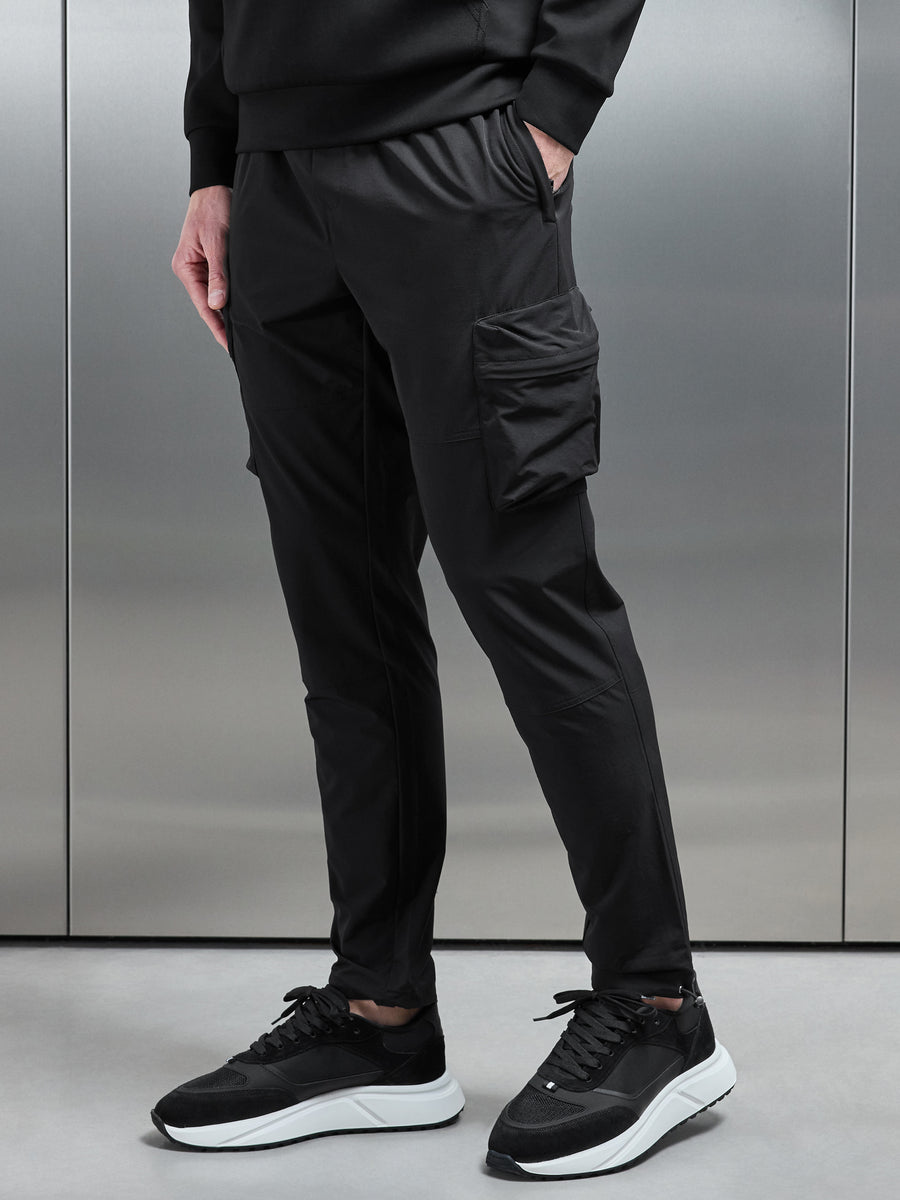 Technical 3D Cargo Pant in Black