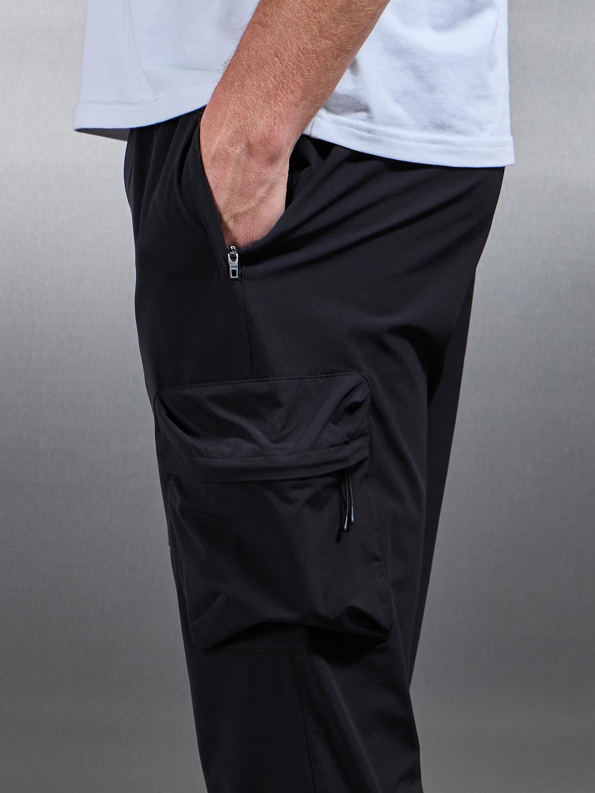 Technical 3D Cargo Pant in Black