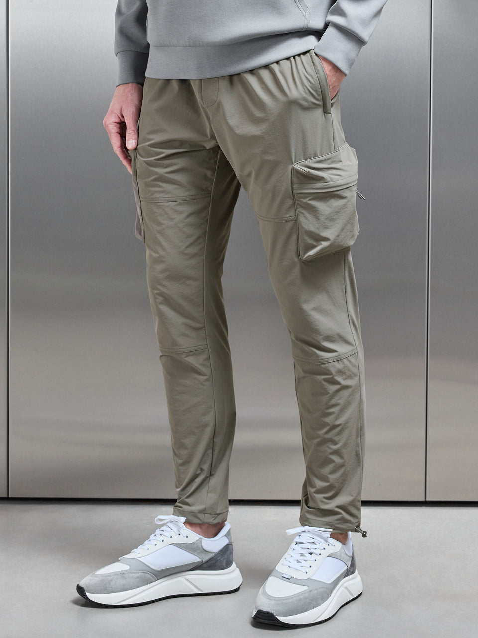 Technical 3D Cargo Pant in Olive