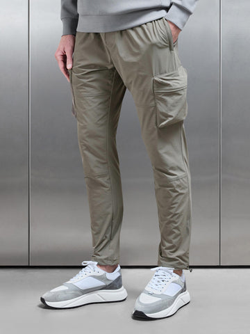 Technical 3D Cargo Pant in Olive