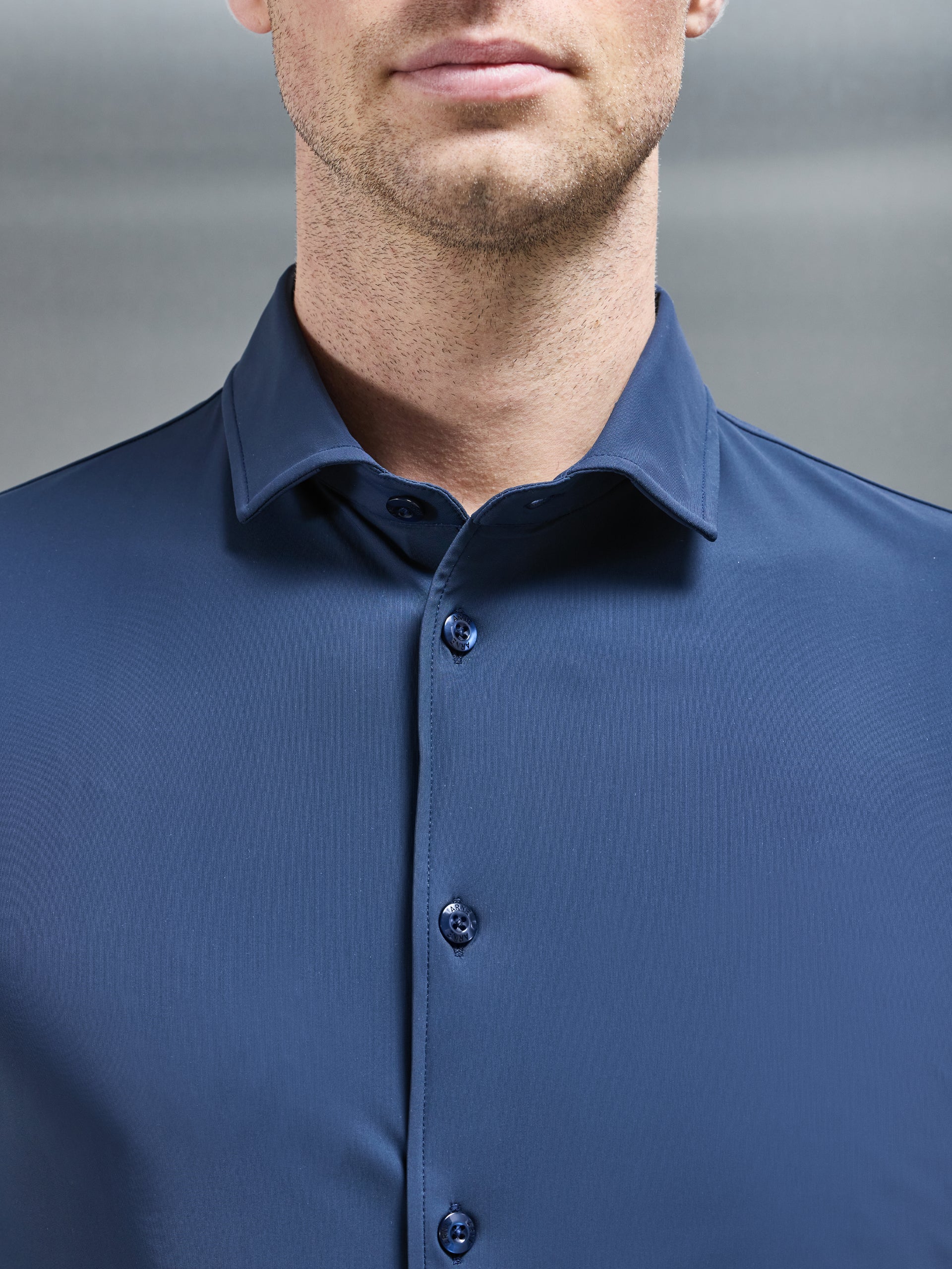 Technical Stretch Travel Shirt in Navy