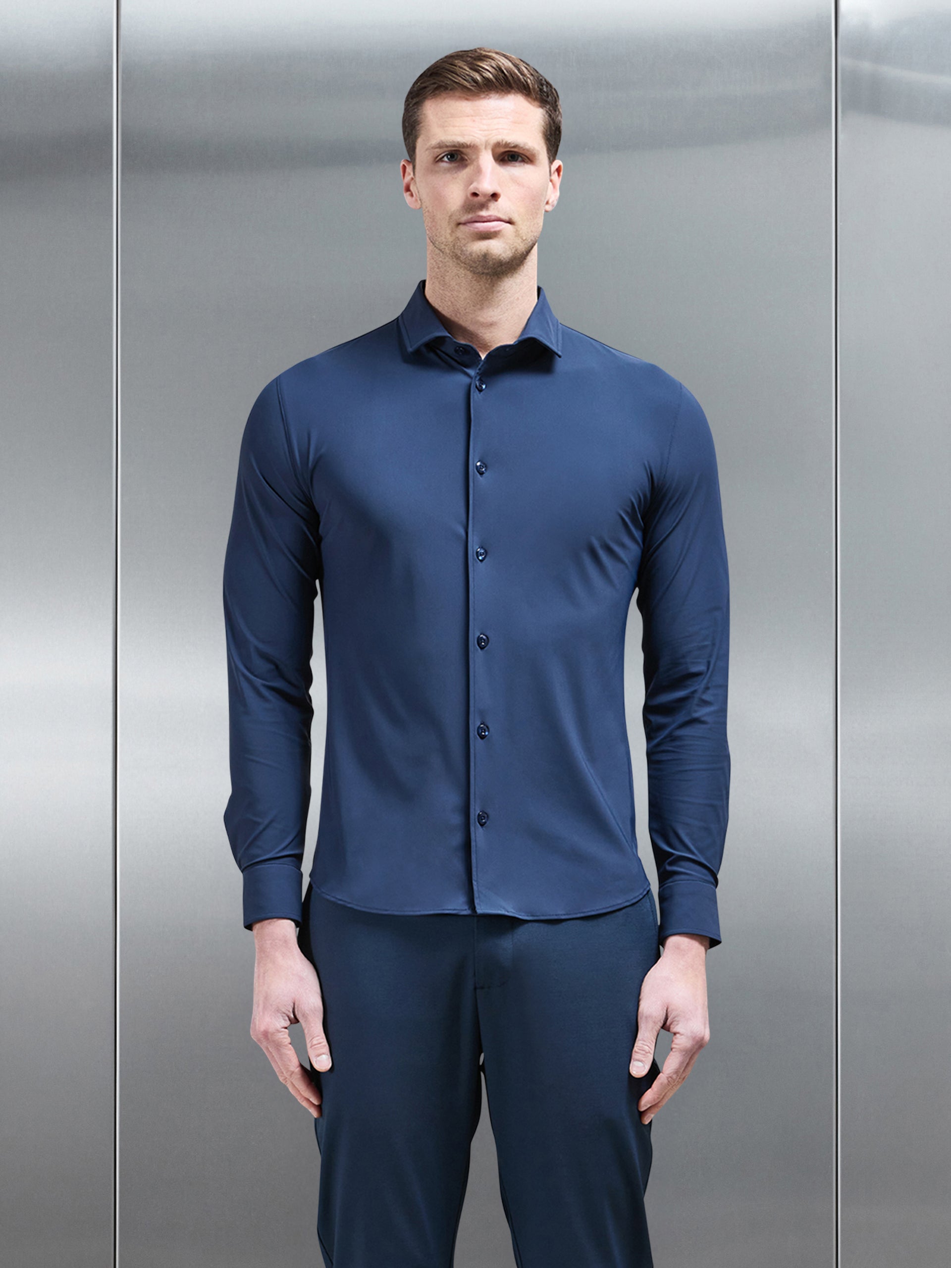 Technical Stretch Travel Shirt in Navy