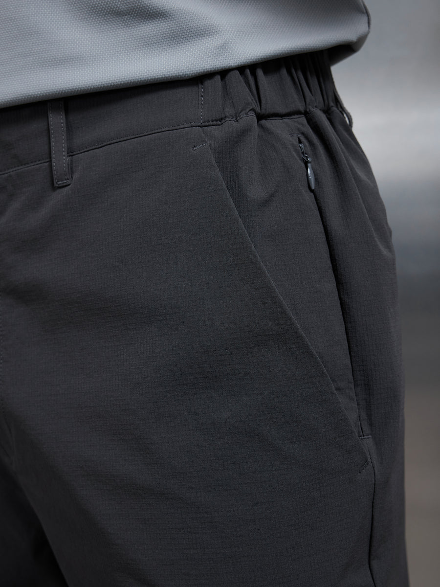 Technical Tailored Short in Grey