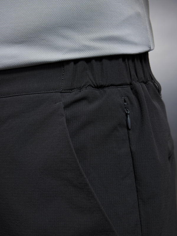 Technical Tailored Short in Grey