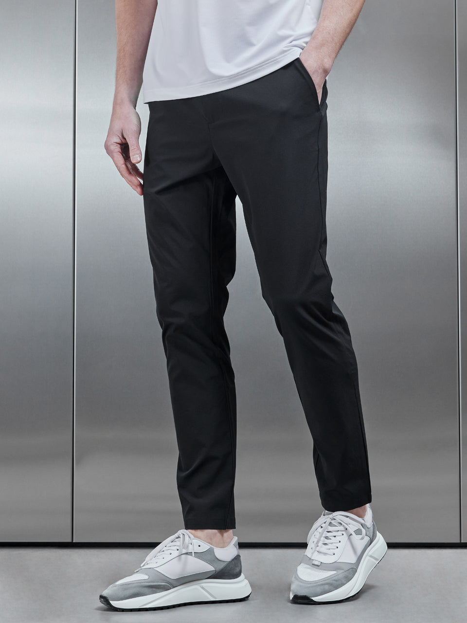 Technical Tailored Trouser in Black