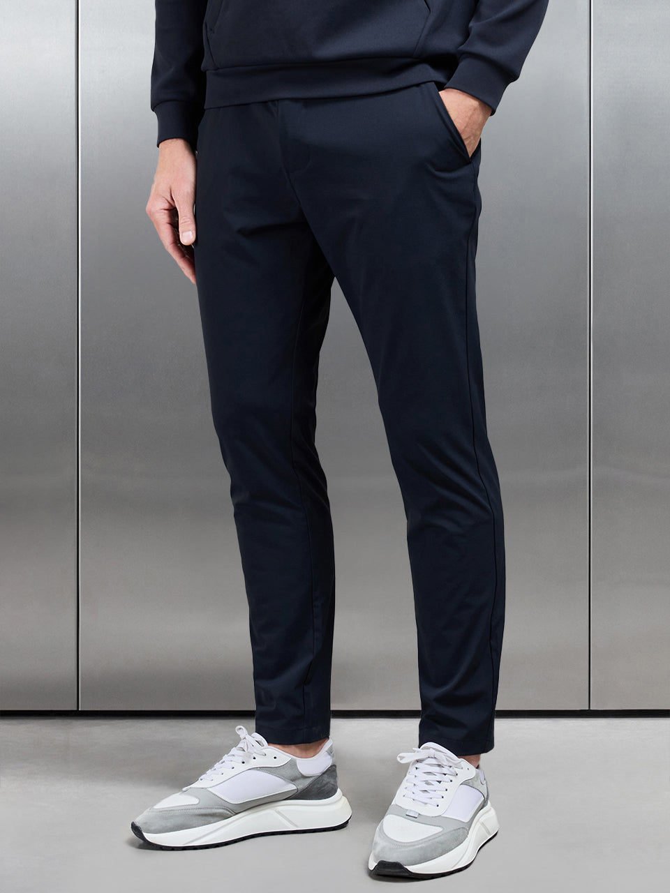 Technical Tailored Trouser in Navy