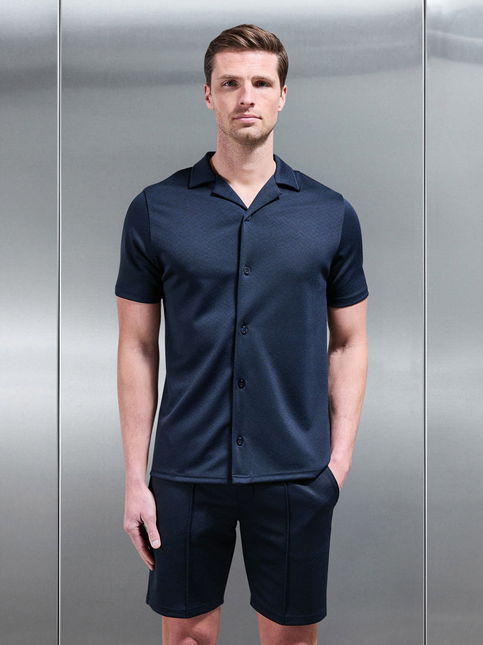 Textured Interlock Revere Collar Shirt in Navy