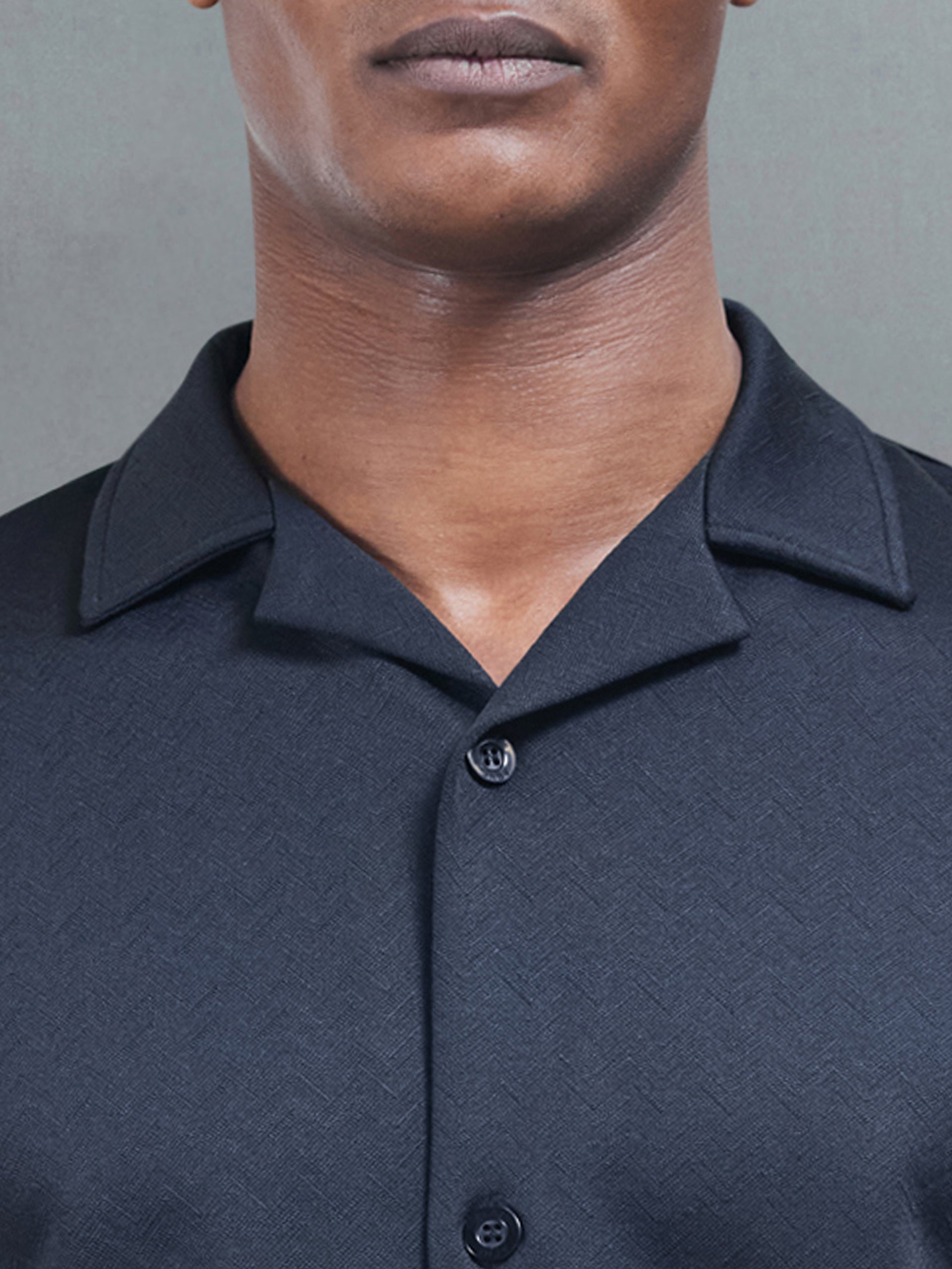 Textured Interlock Revere Collar Shirt in Black