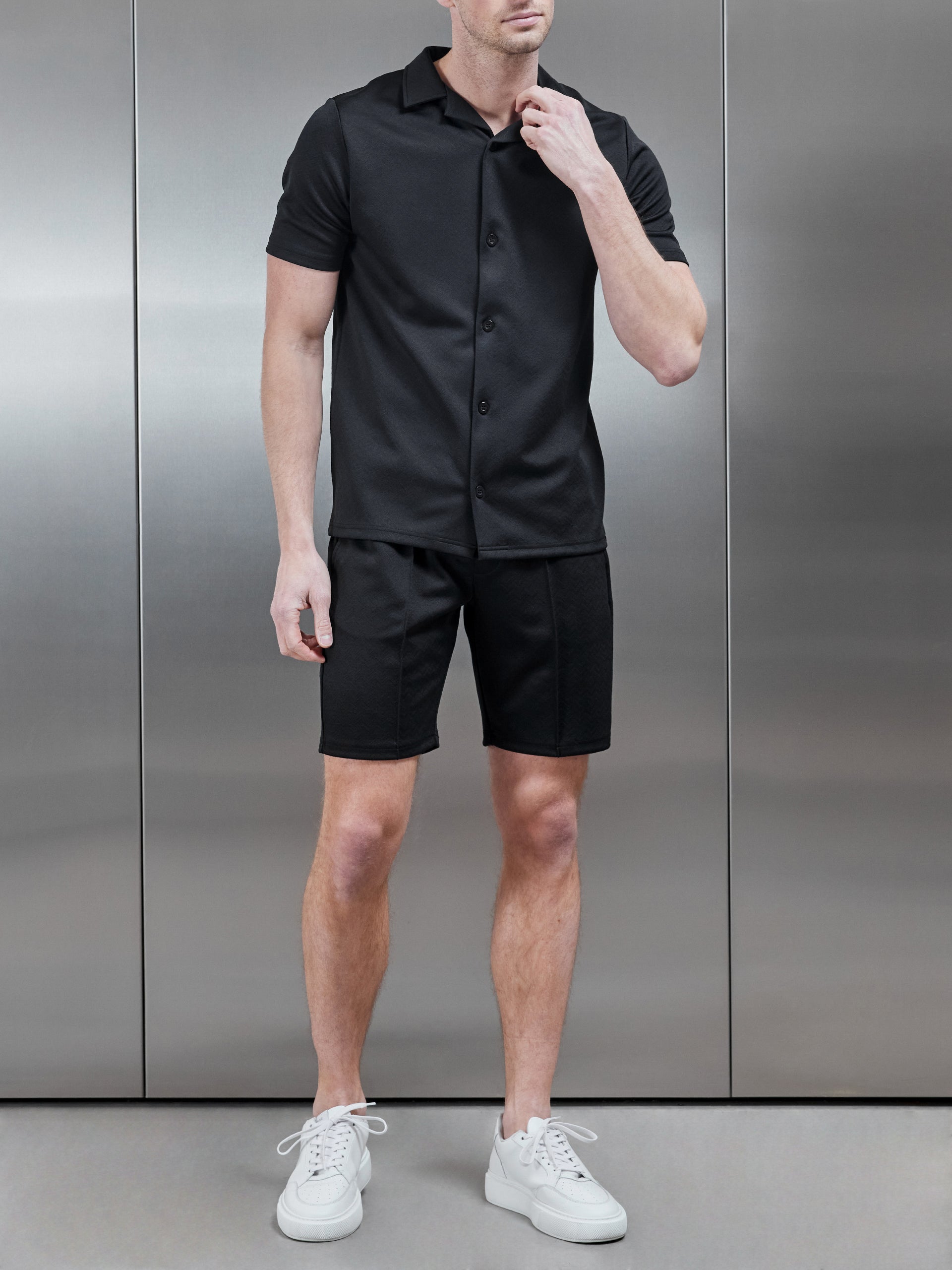 Textured Interlock Revere Collar Shirt in Black