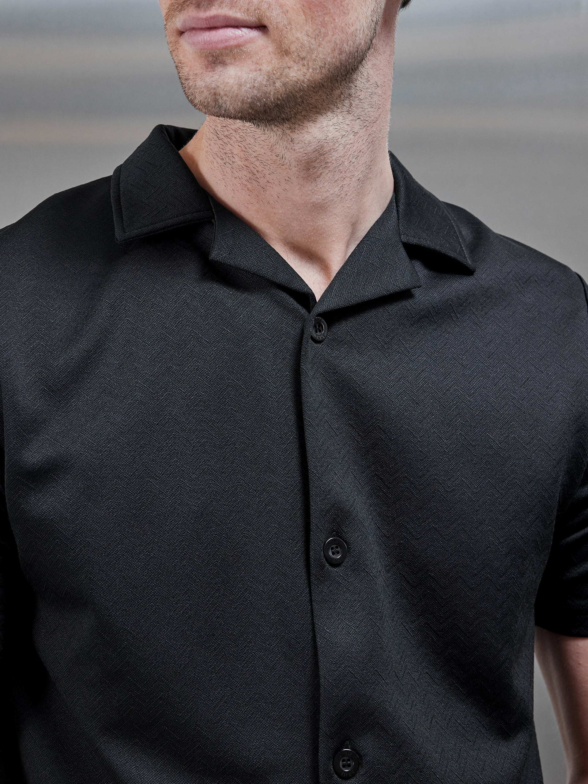 Textured Interlock Revere Collar Shirt in Black