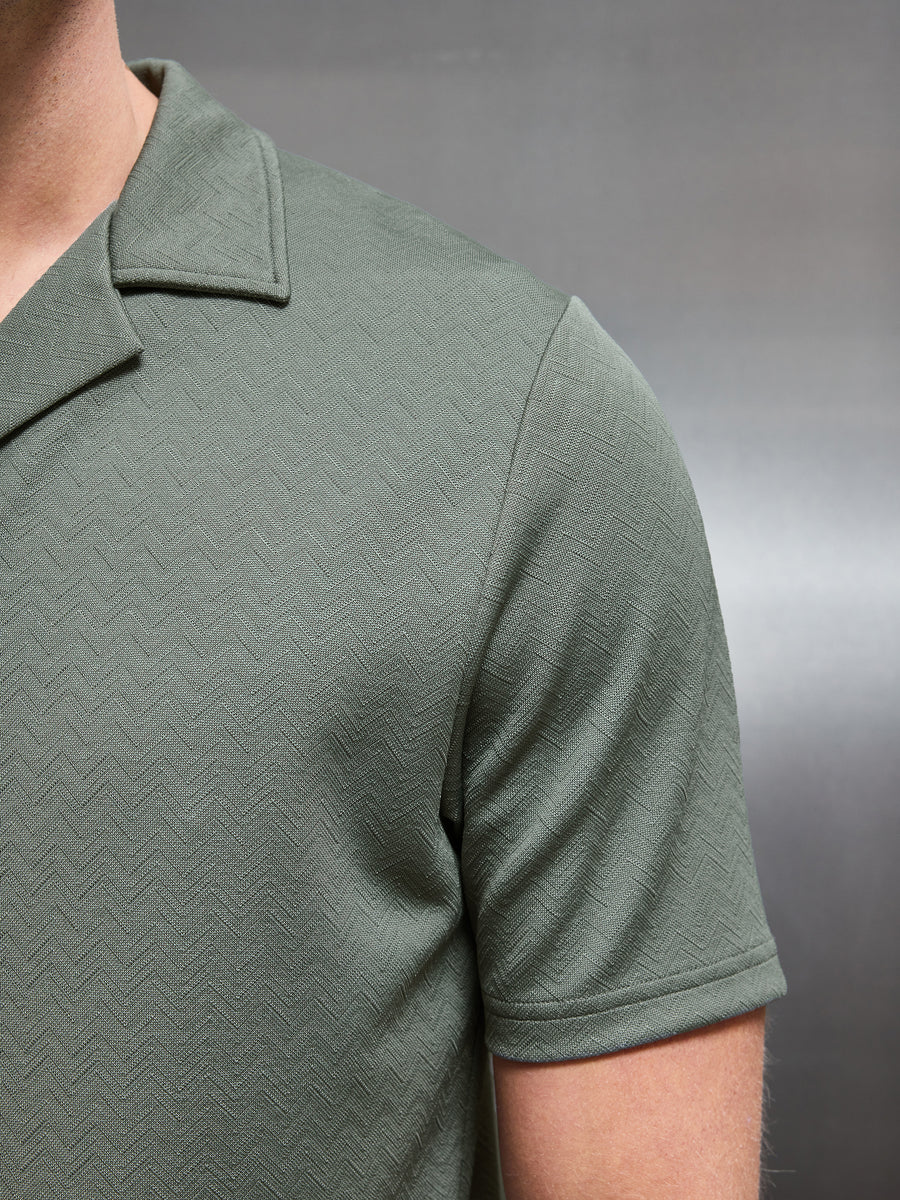 Textured Interlock Revere Collar Shirt in Olive