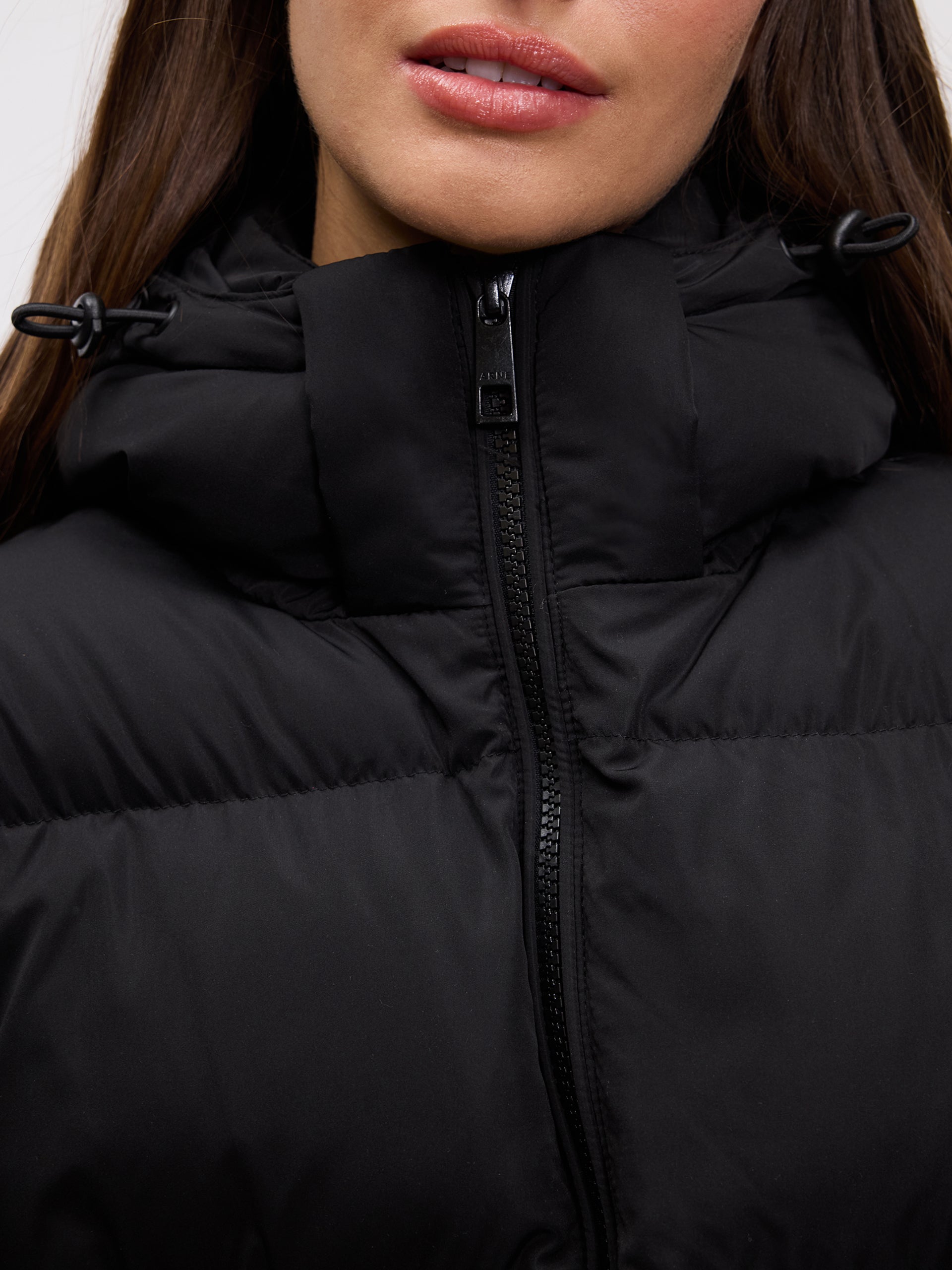Womens Tie Waist Puffer Jacket in Black