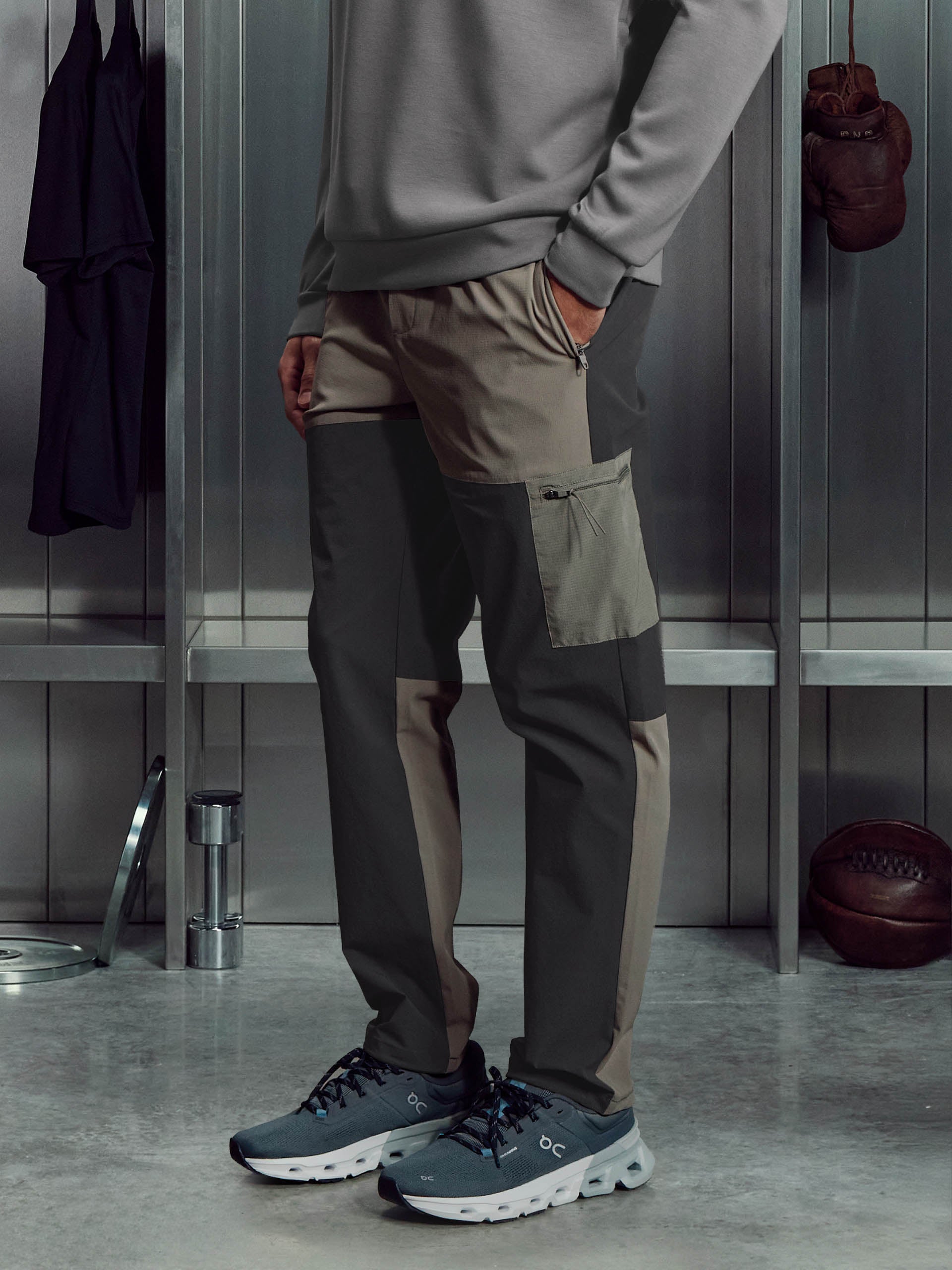 Trail Colour Block Cargo Pant in Grey