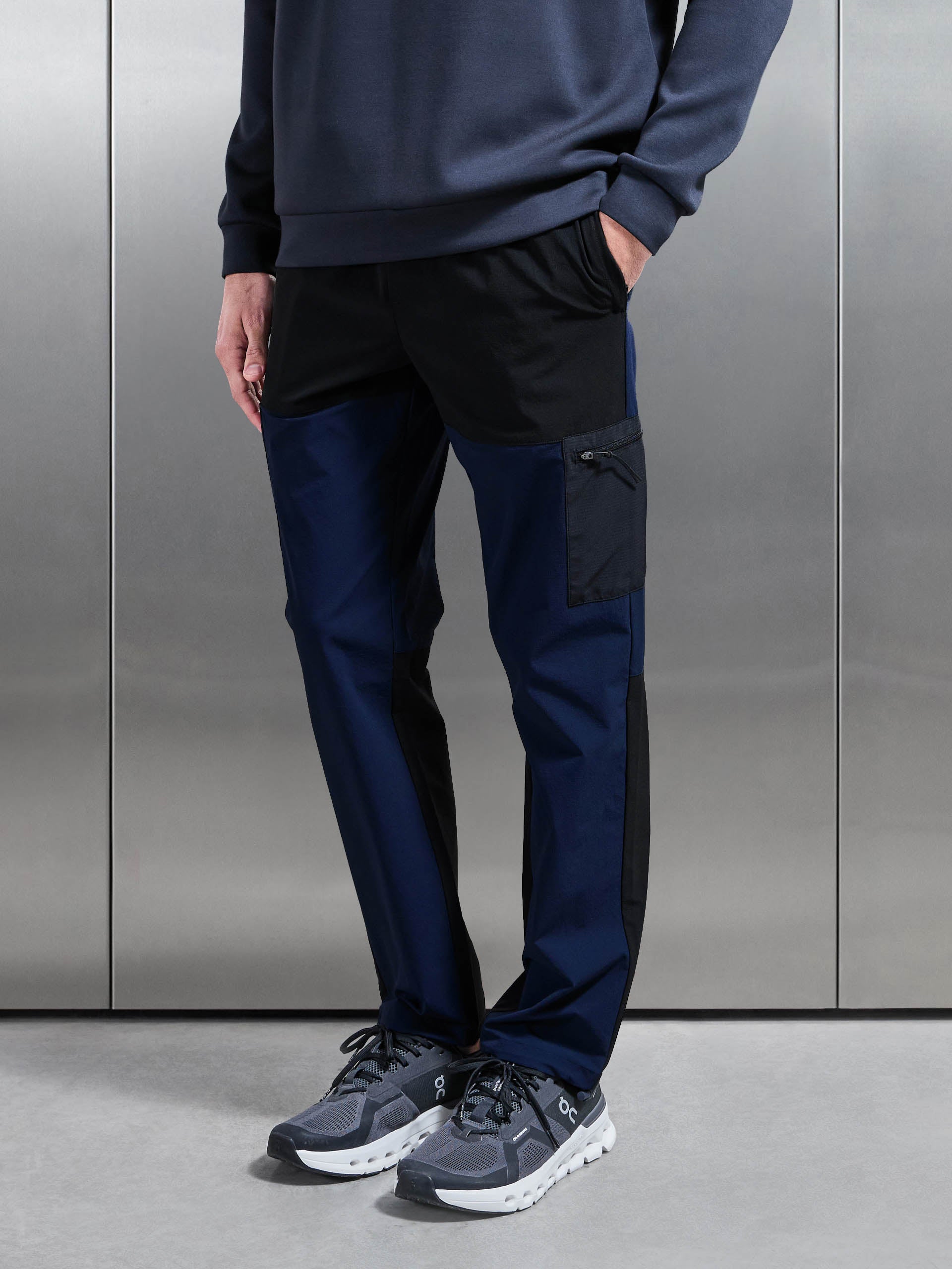 Trail Colour Block Cargo Pant in Navy