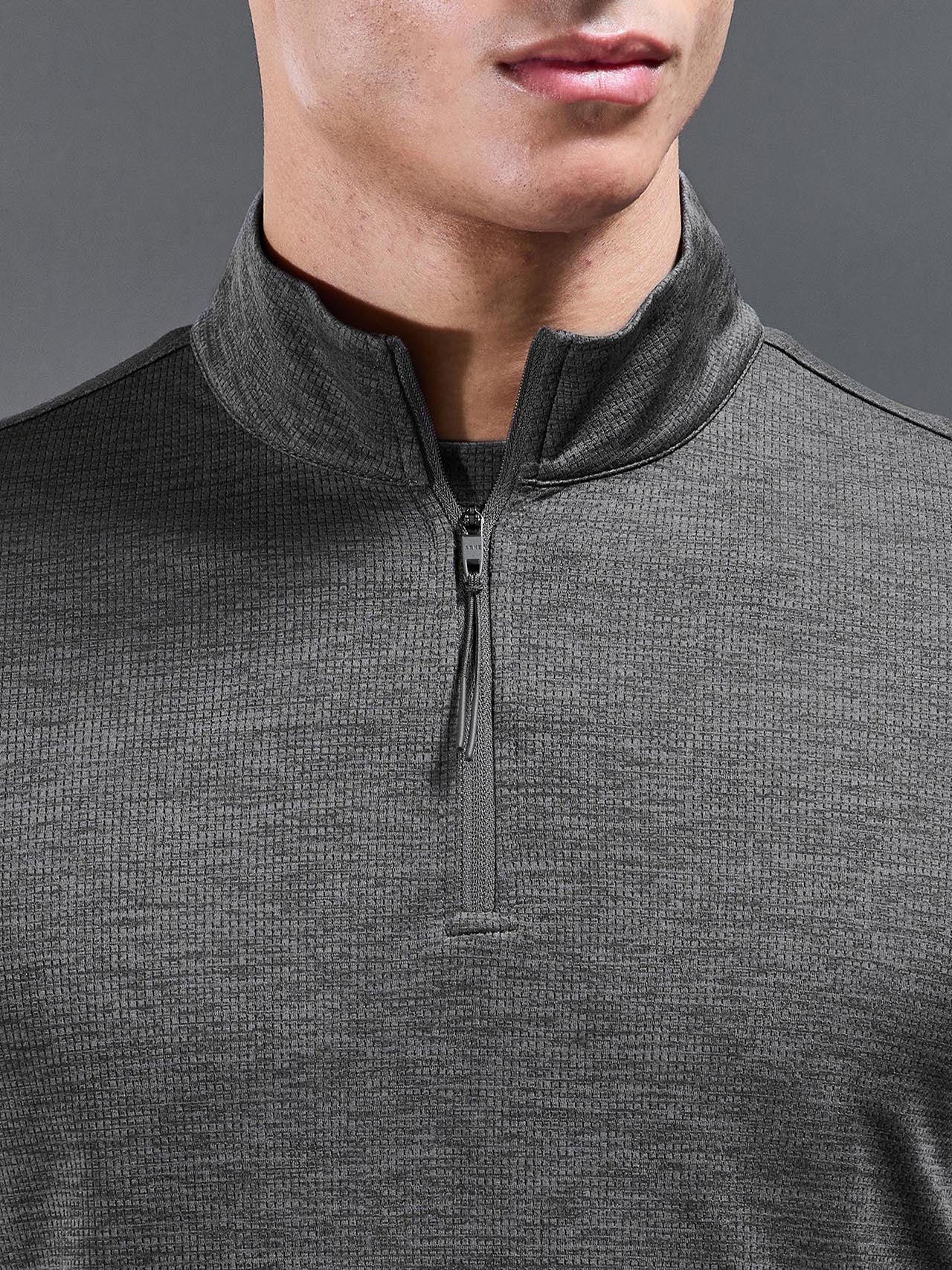 Trail Half Zip in Charcoal