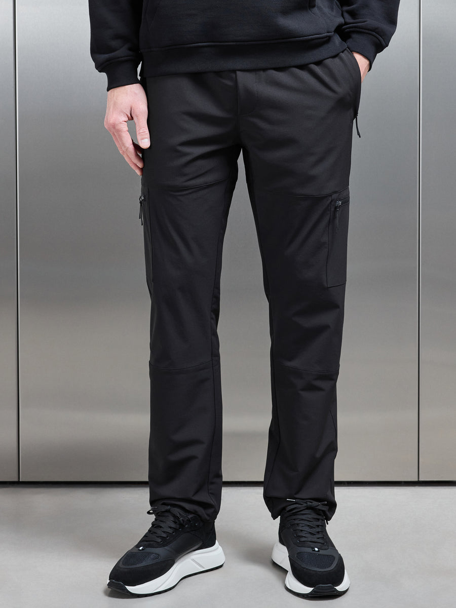 Trail Pant in Black