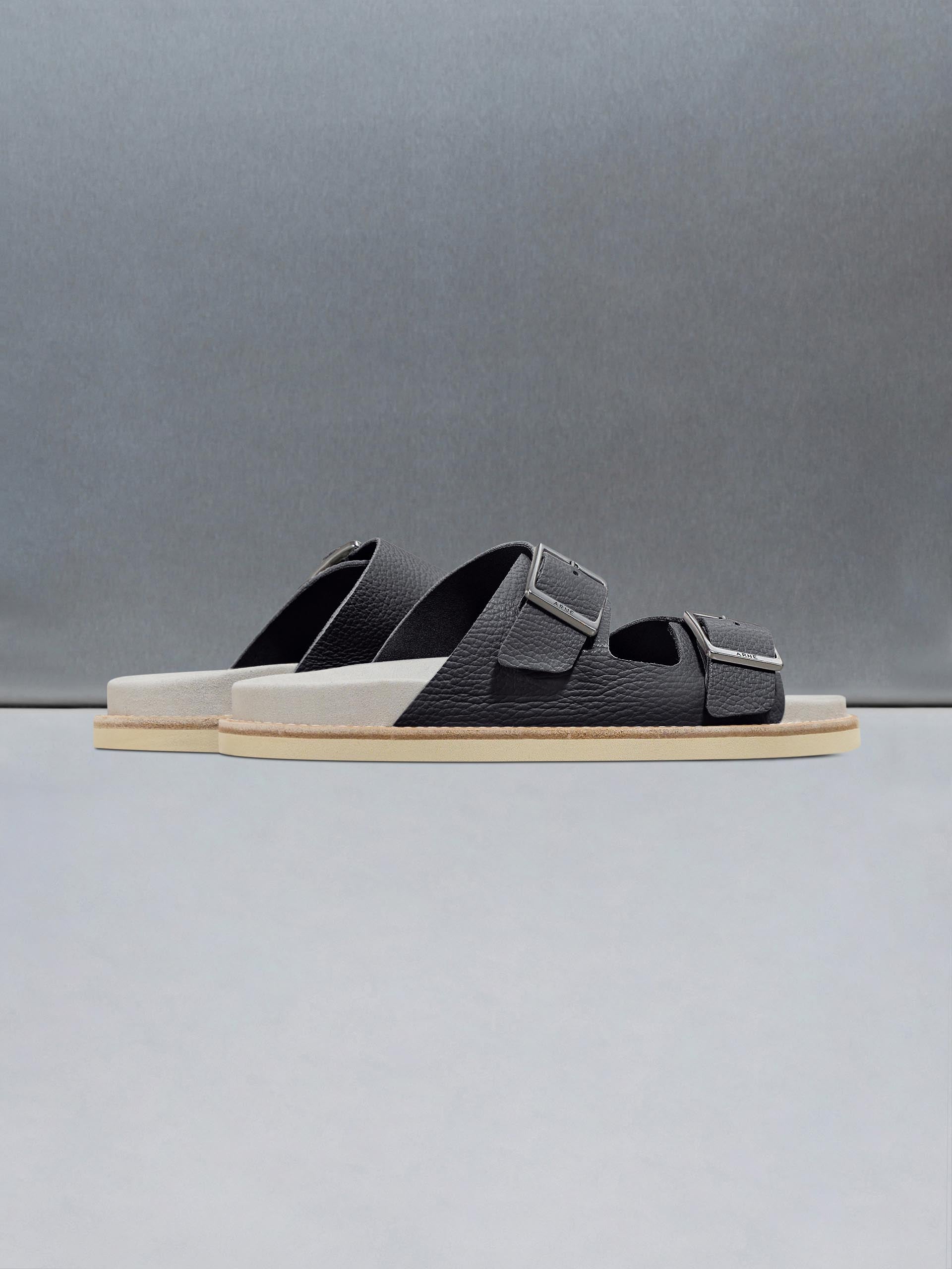 Tumbled Leather Sandal in Charcoal