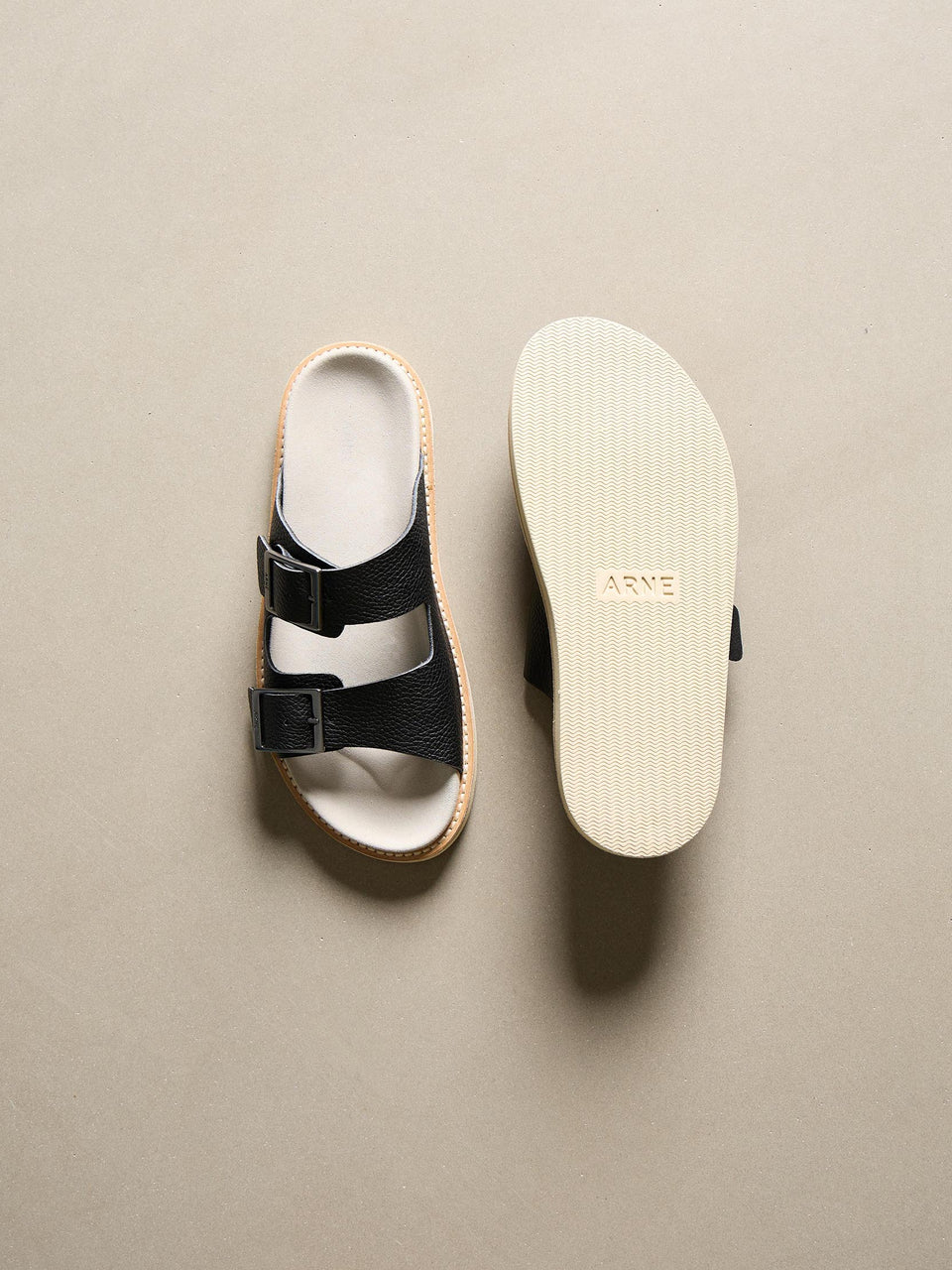 Tumbled Leather Sandal in Black