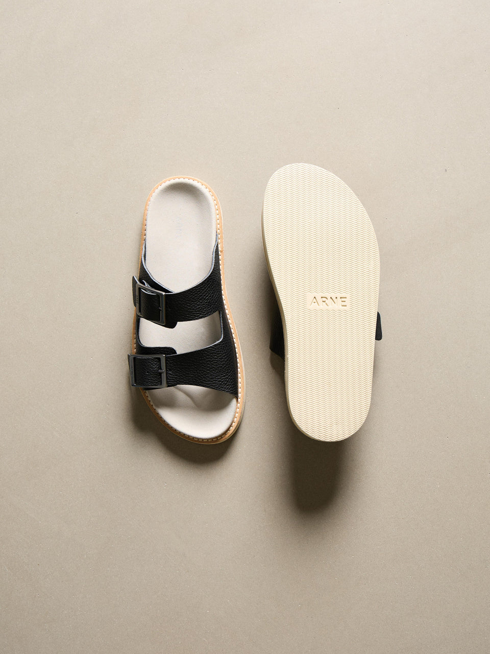 Tumbled Leather Sandal in Black