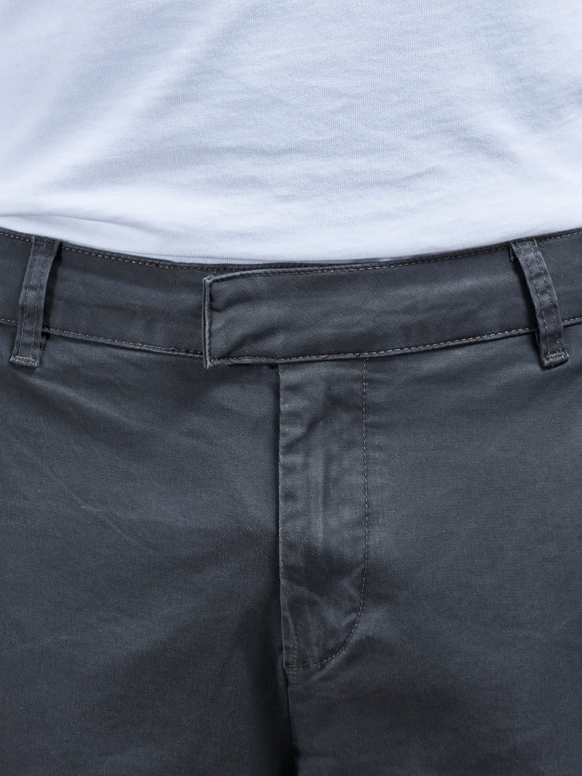 Tailored Chino Trouser in Grey