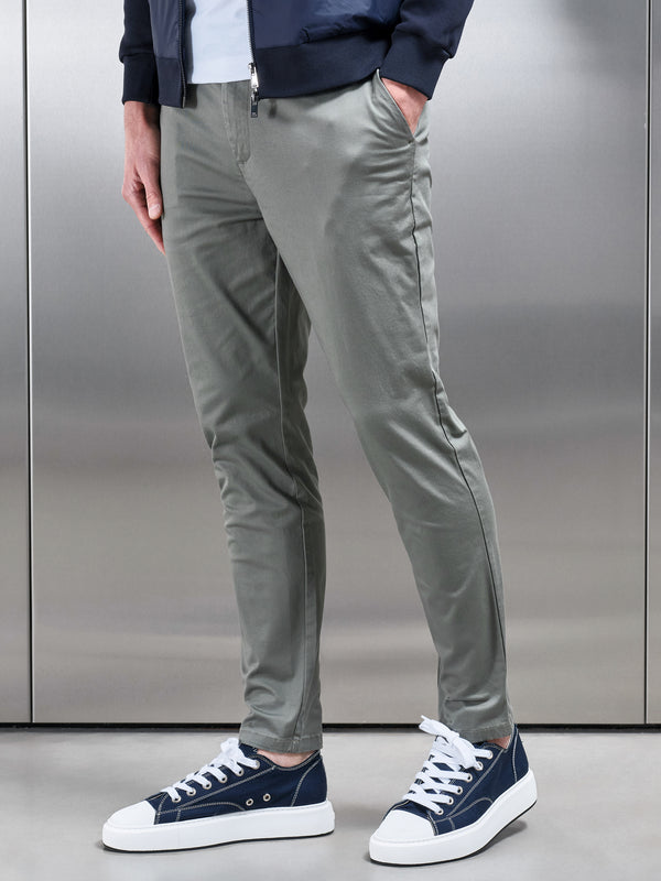 Slim Fit Chino Trouser in Olive