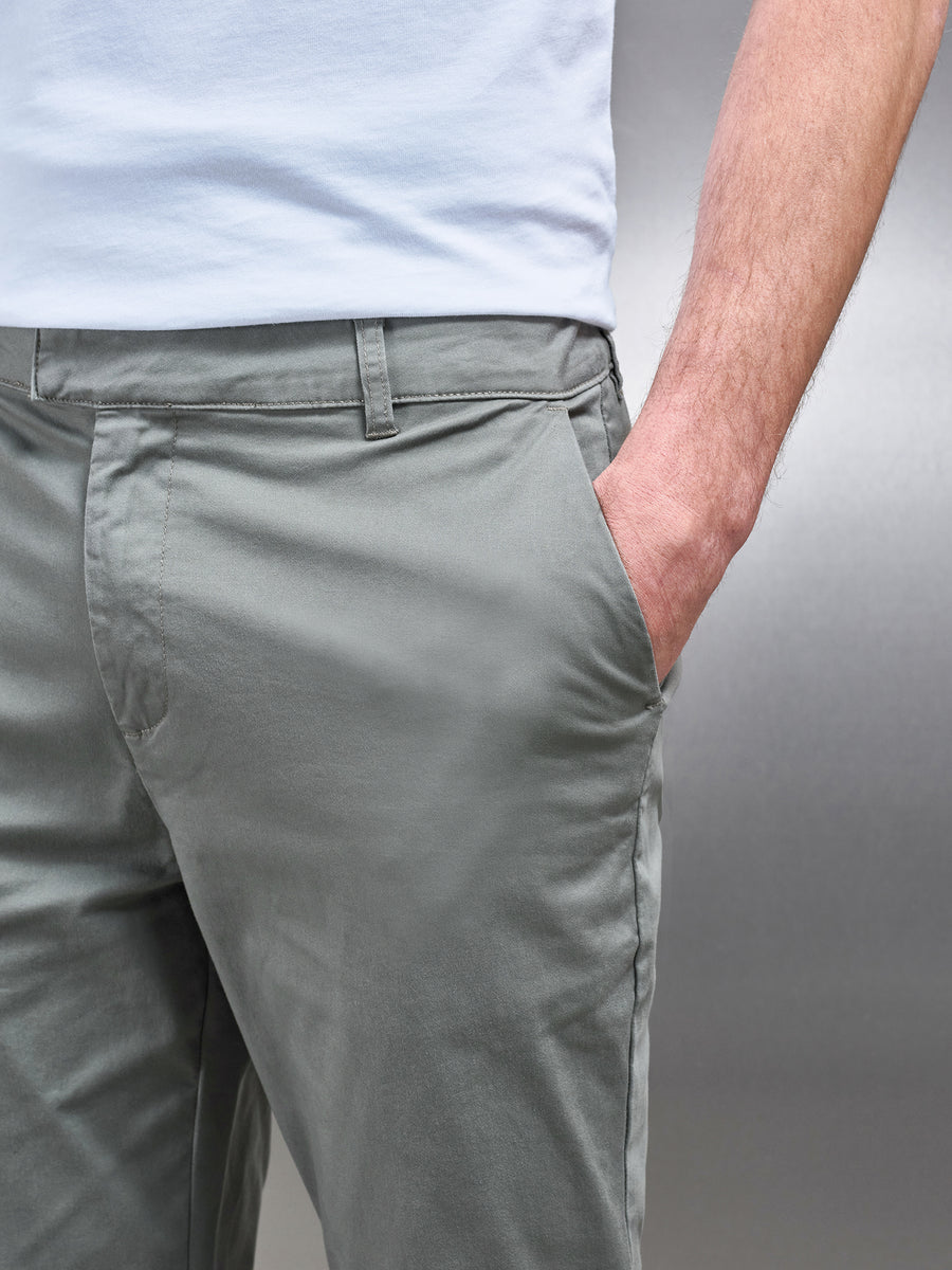 Slim Fit Chino Trouser in Olive