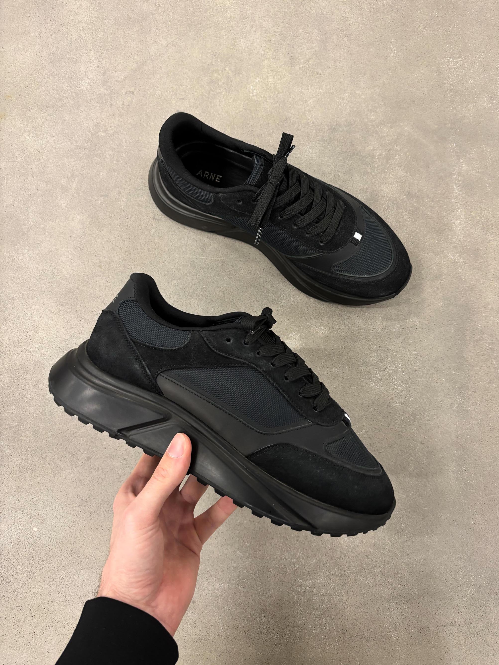 Technical Runner in Triple Black