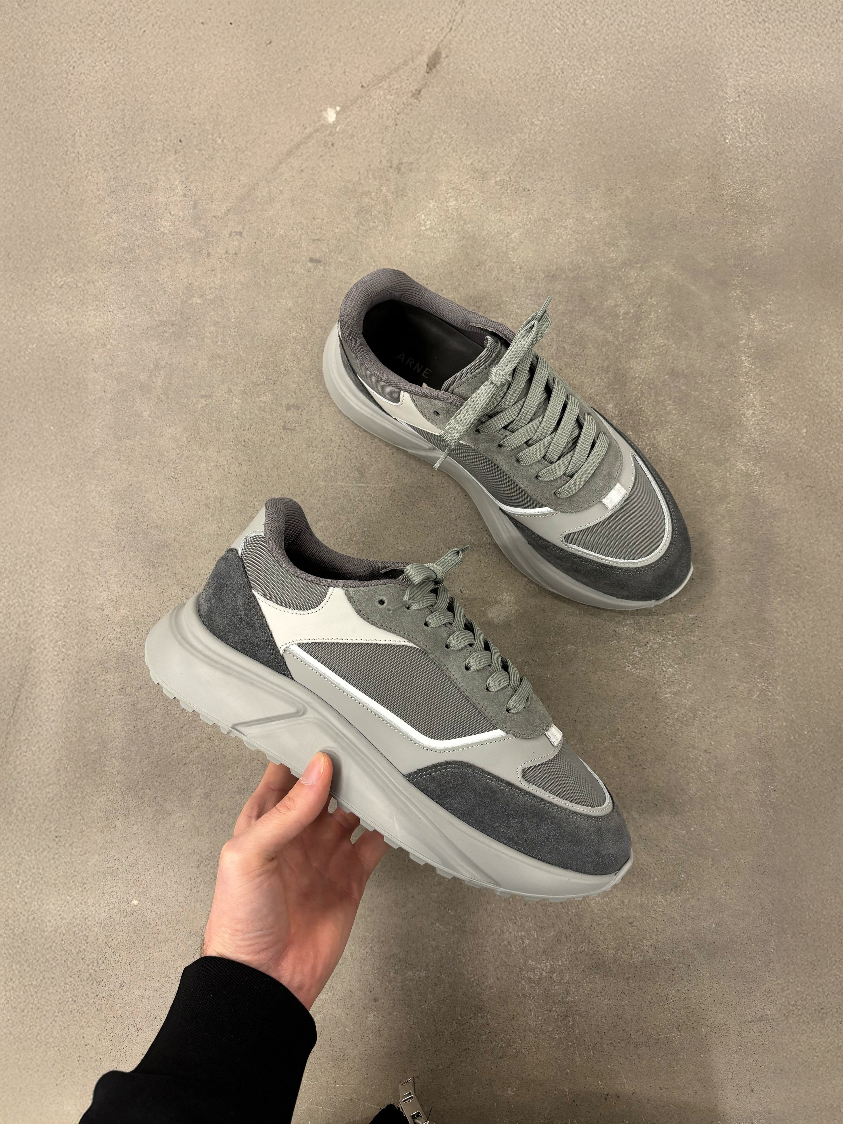 Technical Runner in Triple Tonal Grey