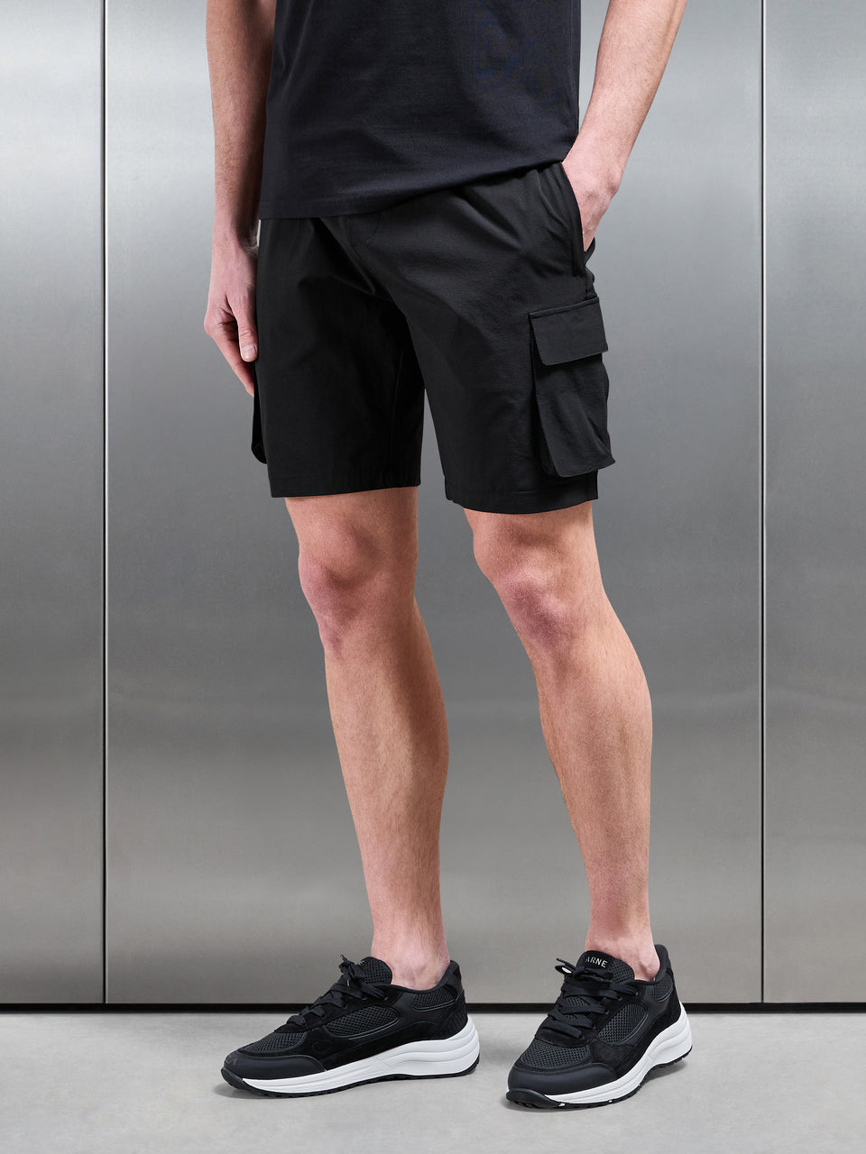 Utility Cargo Short in Black