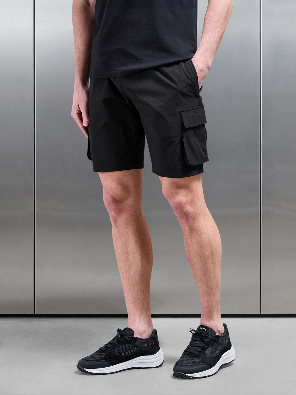 Utility Cargo Short in Black
