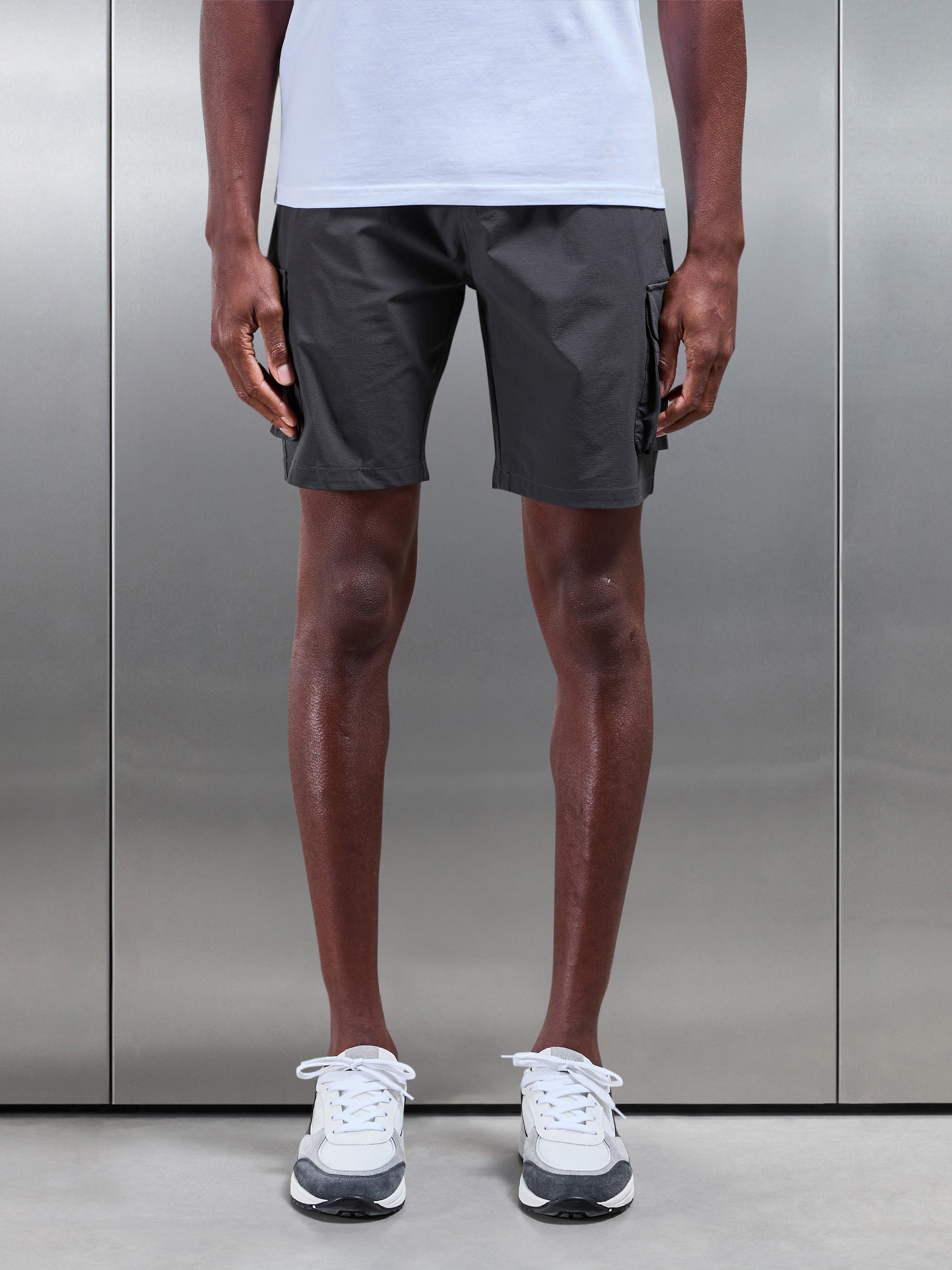 Utility Cargo Short in Grey