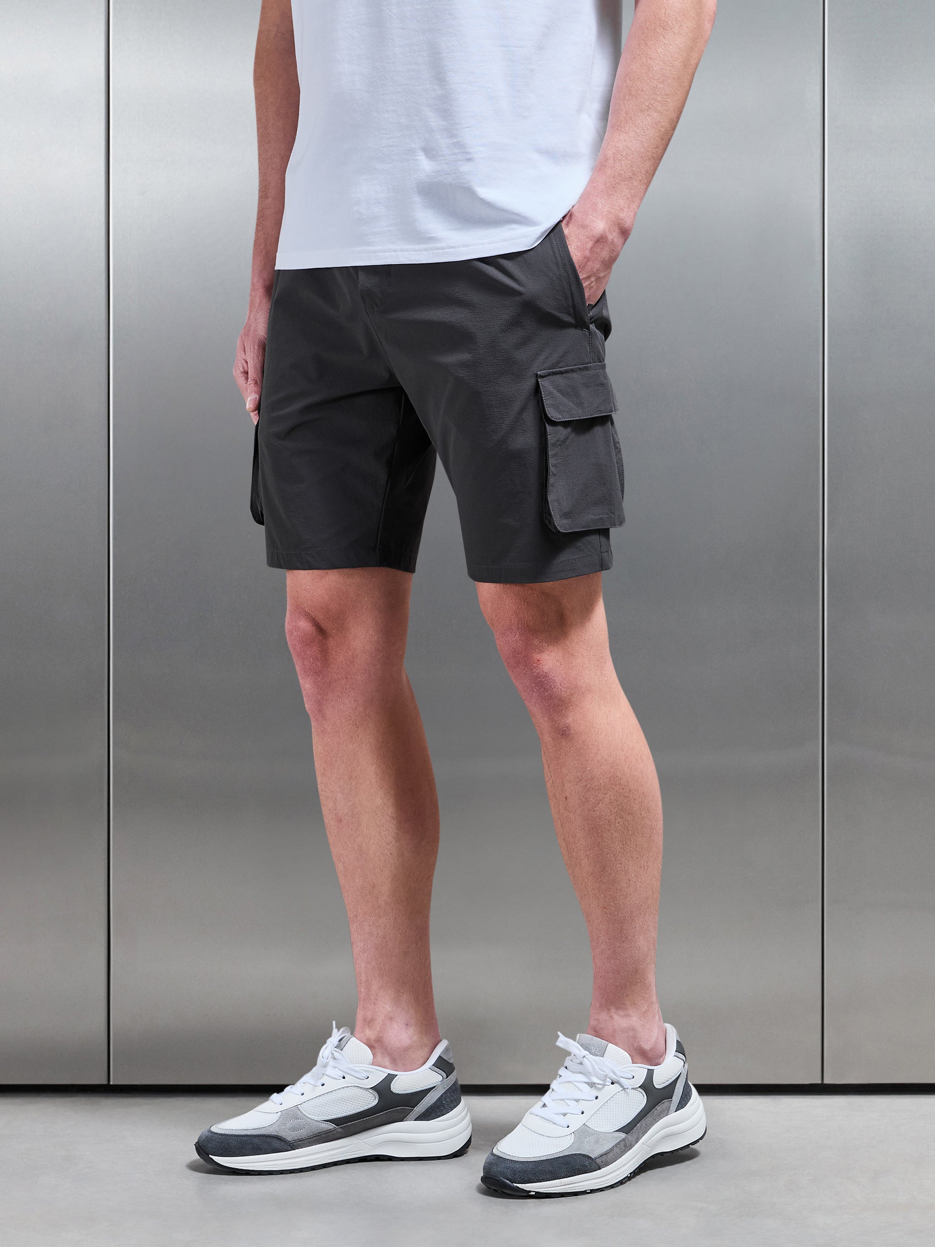 Utility Cargo Short in Grey