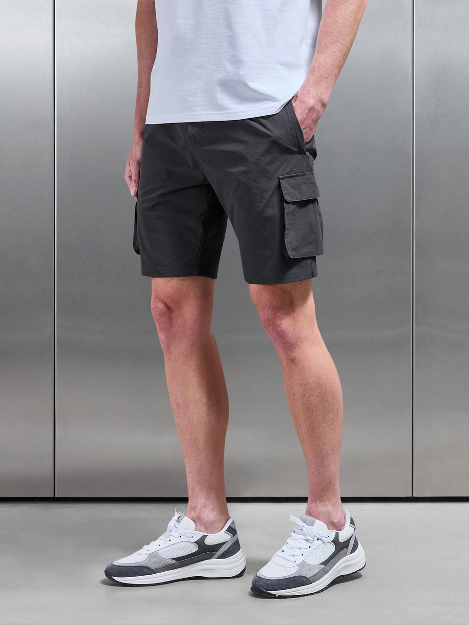 Utility Cargo Short in Grey