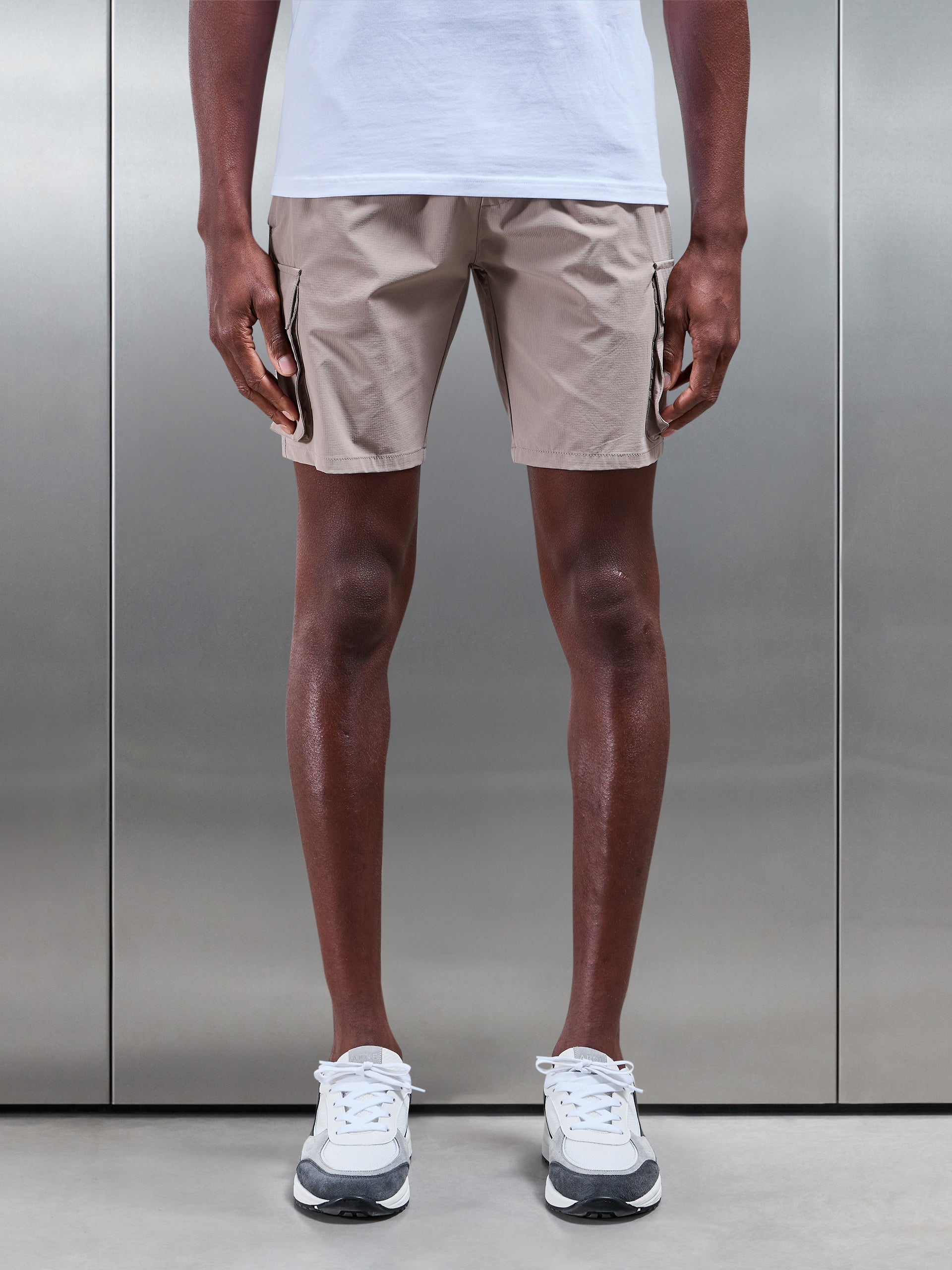 Utility Cargo Short in Taupe