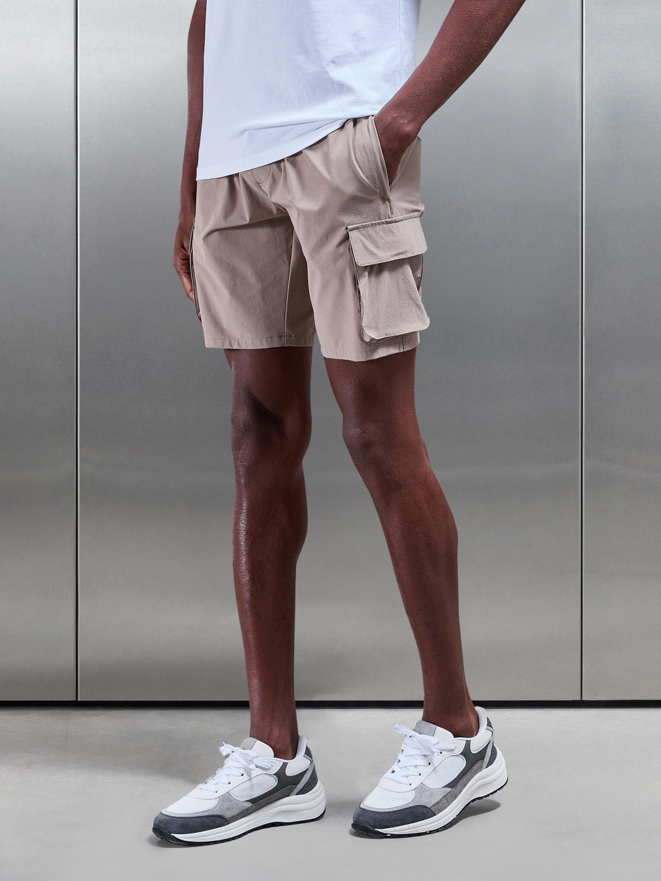 Utility Cargo Short in Taupe