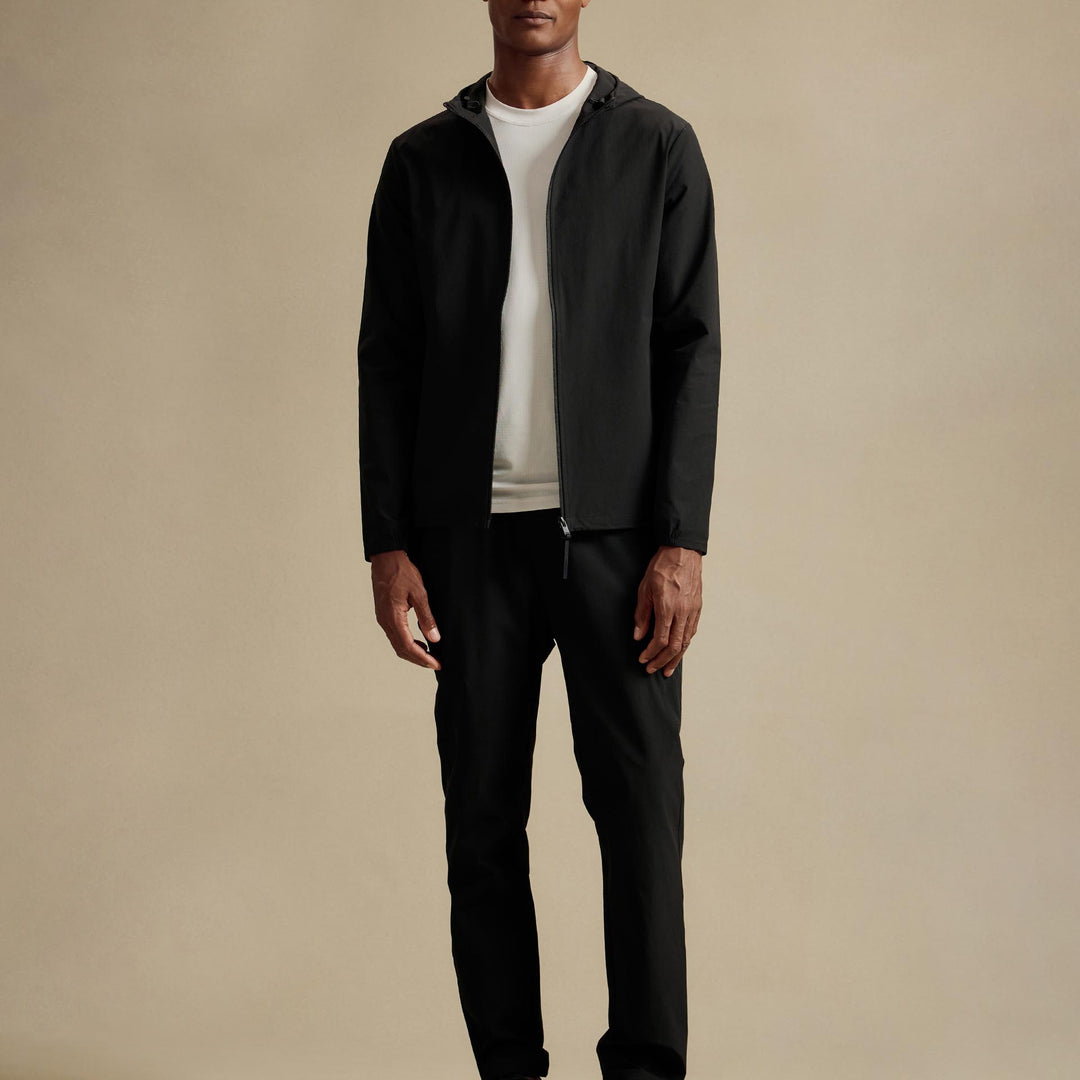 Utility Trackpant in Black