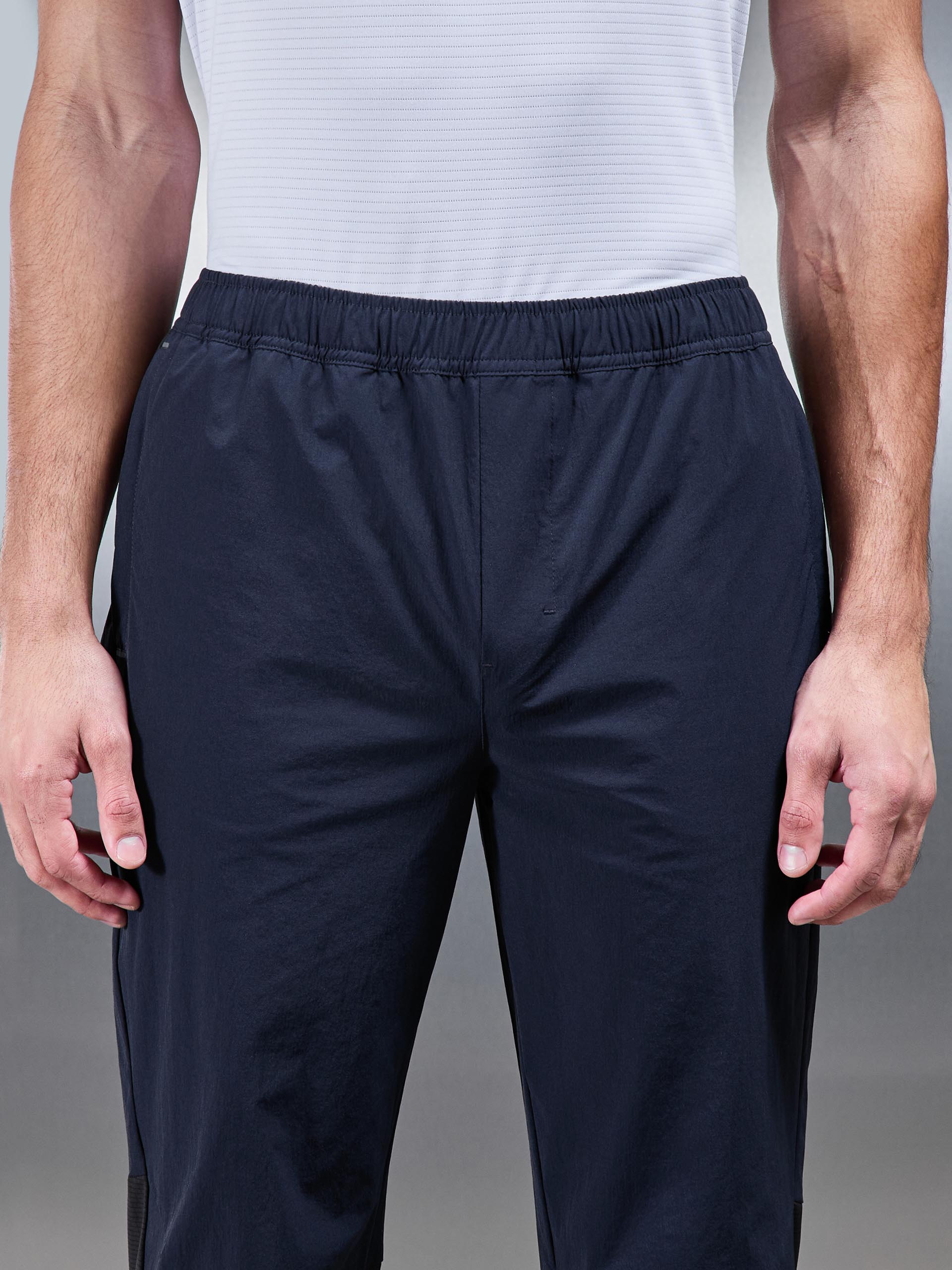 Utility Trail Trackpant in Navy