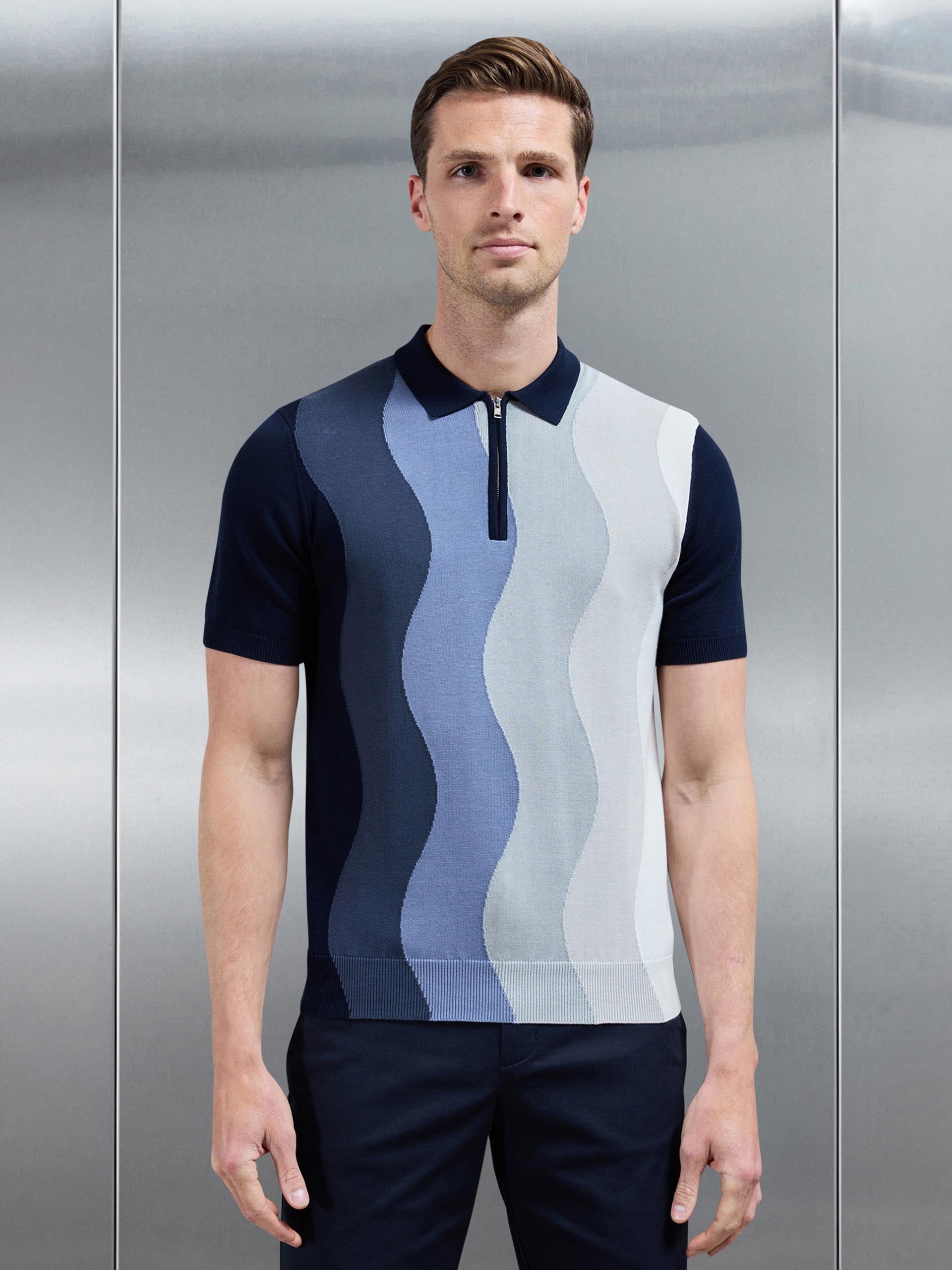 Wave Knitted Zip Polo Shirt in Navy