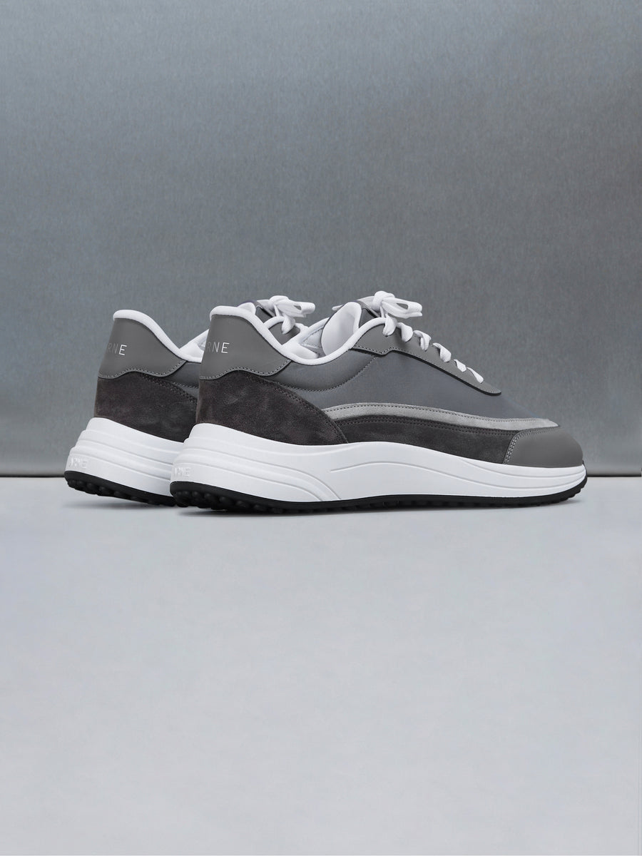 Wave Runner in Taupe
