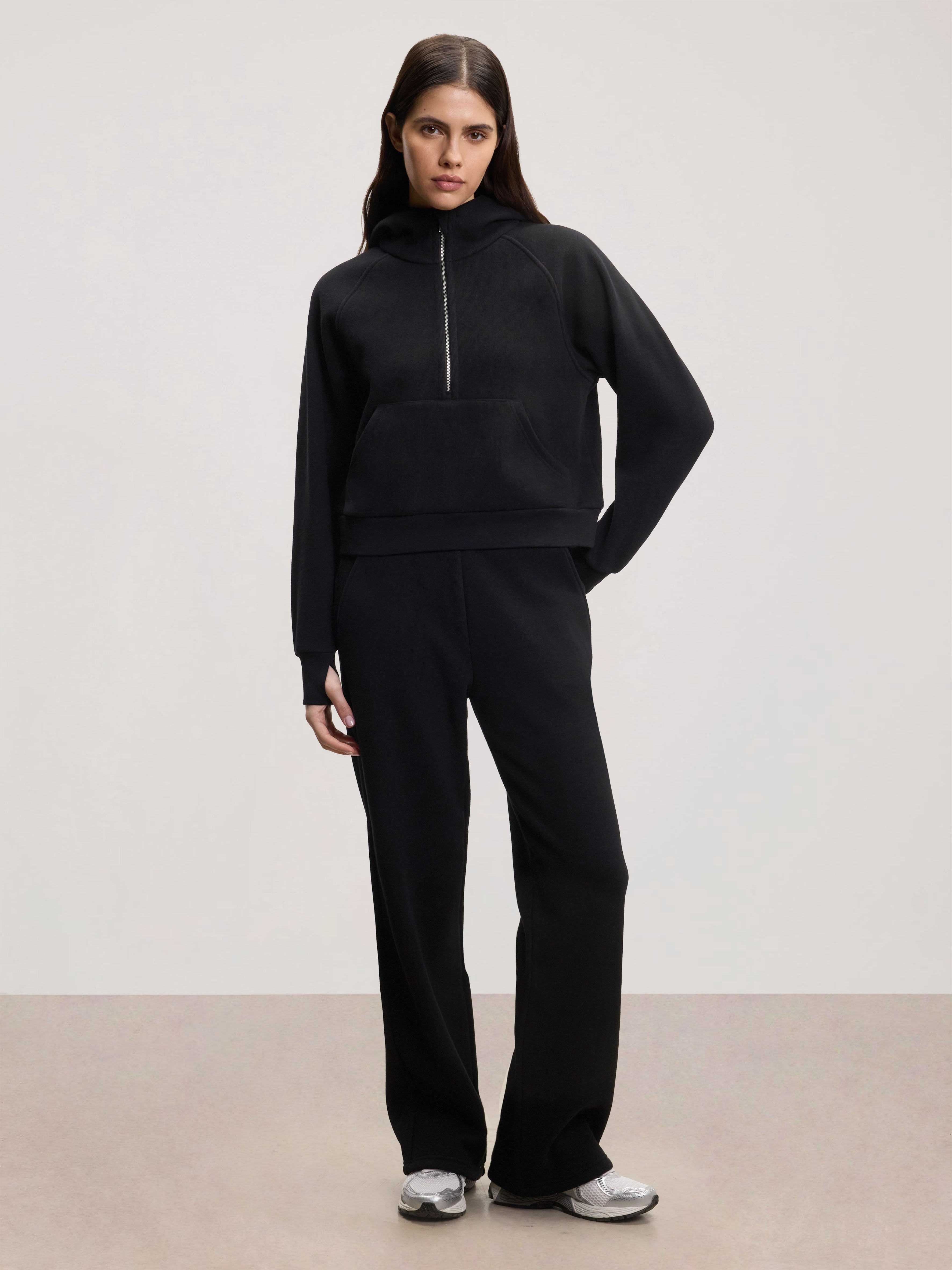 Womens Cosy Fleece Straight Leg Jogger in Black