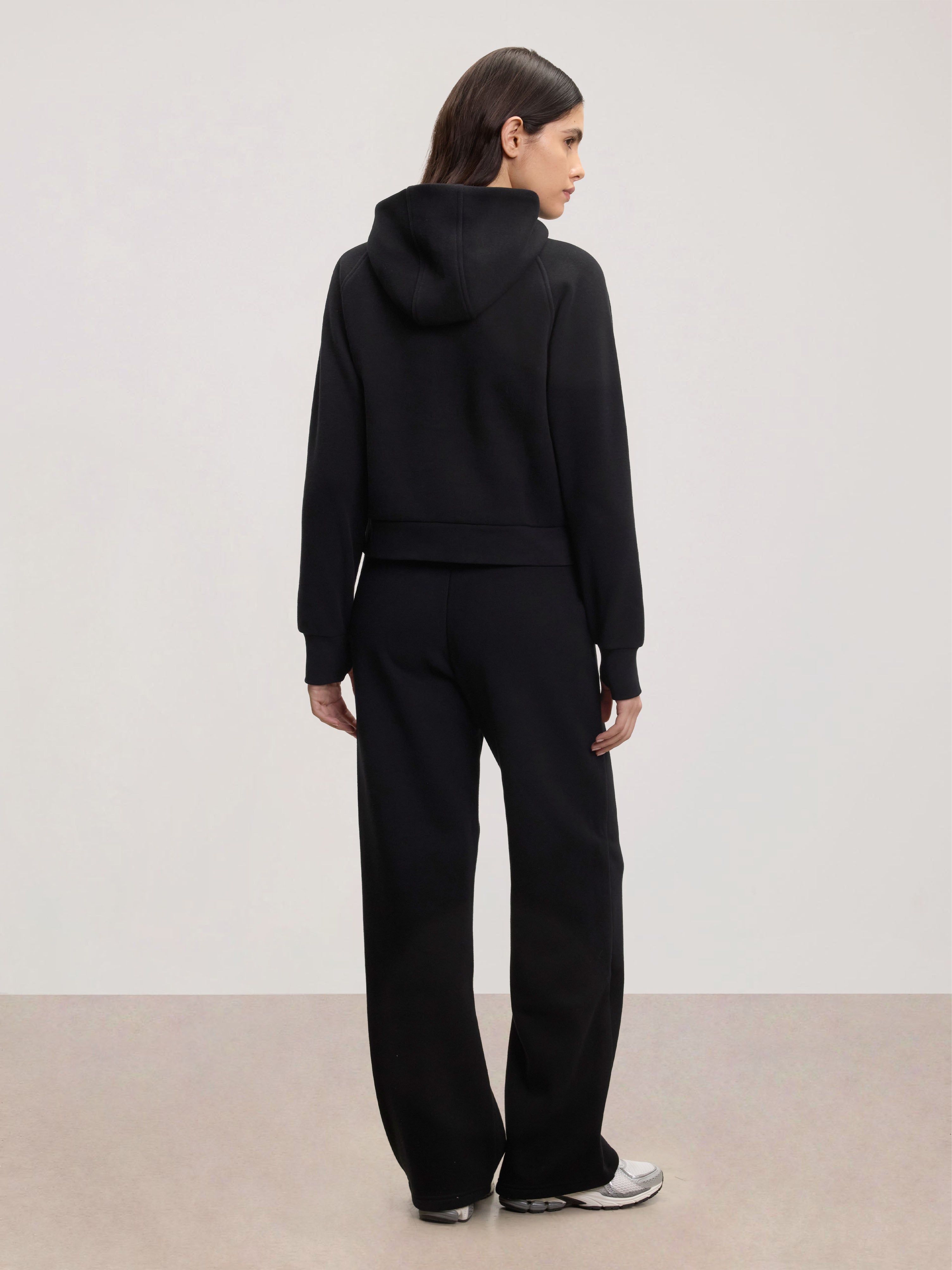 Womens Cosy Fleece Straight Leg Jogger in Black